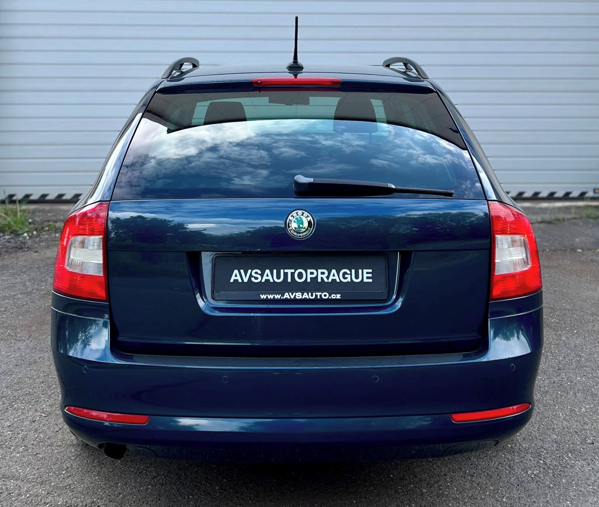 Škoda Octavia, 2 FL COMBI 1.6 TDI DSG 2012 - fotka 5