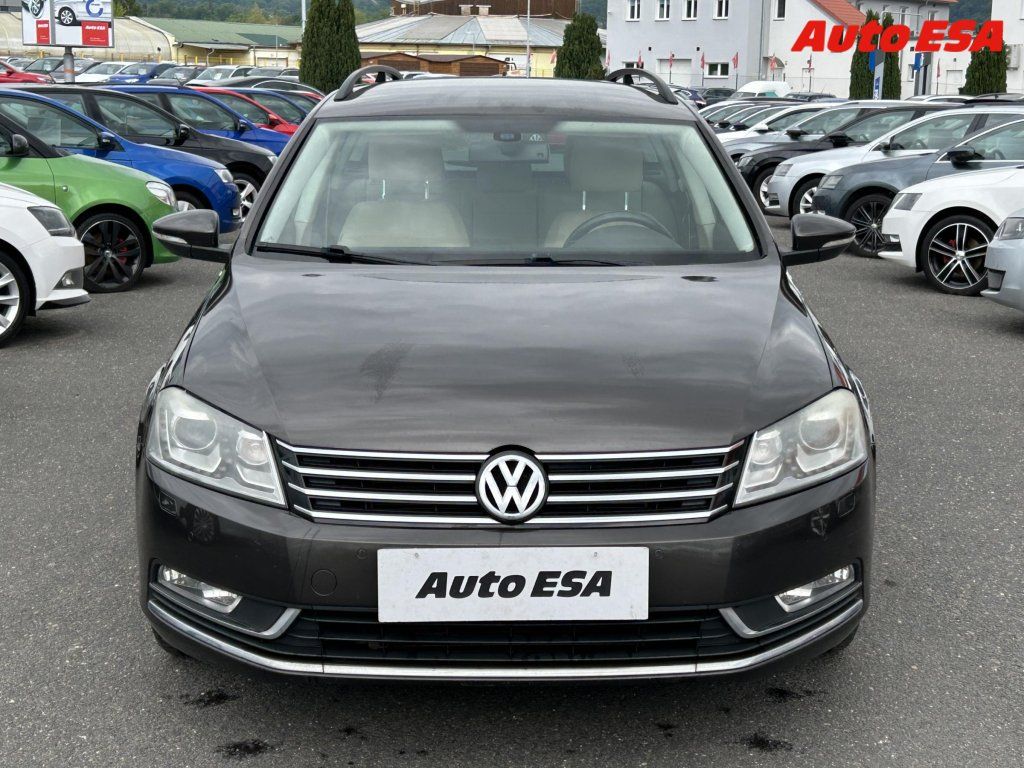Volkswagen Passat, 2.0TDi - fotka 2
