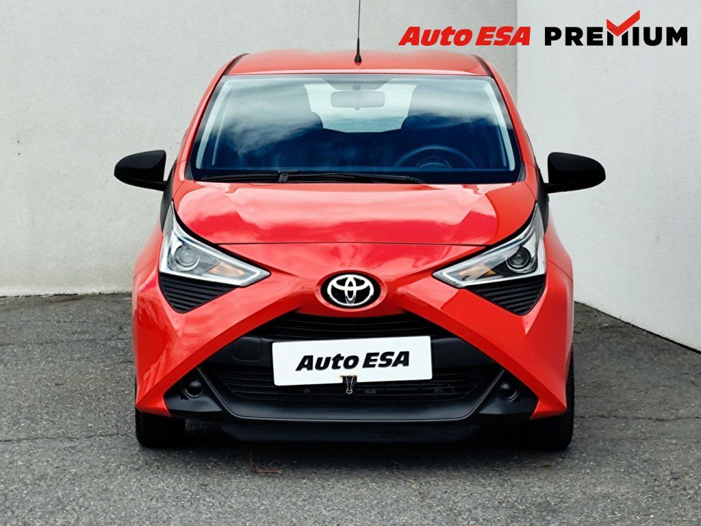Toyota Aygo, 1.0 VVT-i,1.maj,ČR - fotka 2