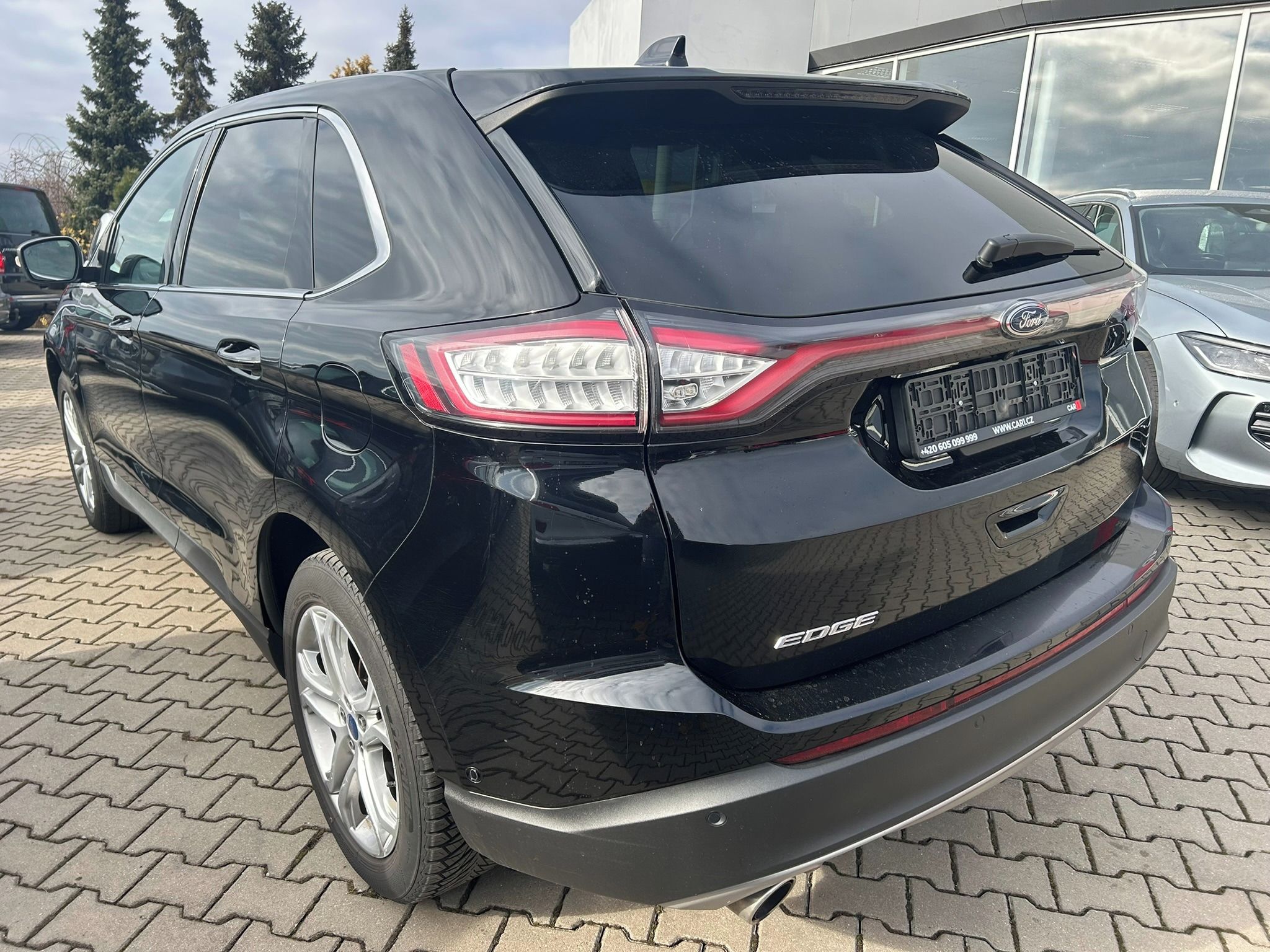 Ford Edge, 2.0TDCI TITANIUM*AWD*PANORAMA - fotka 5