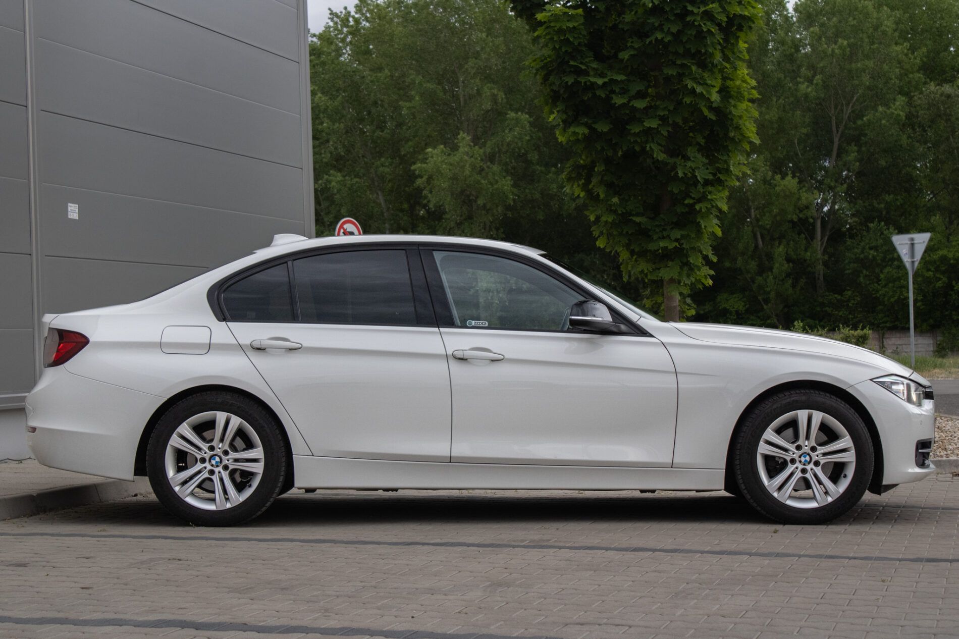 BMW, rad 3 - fotka 4