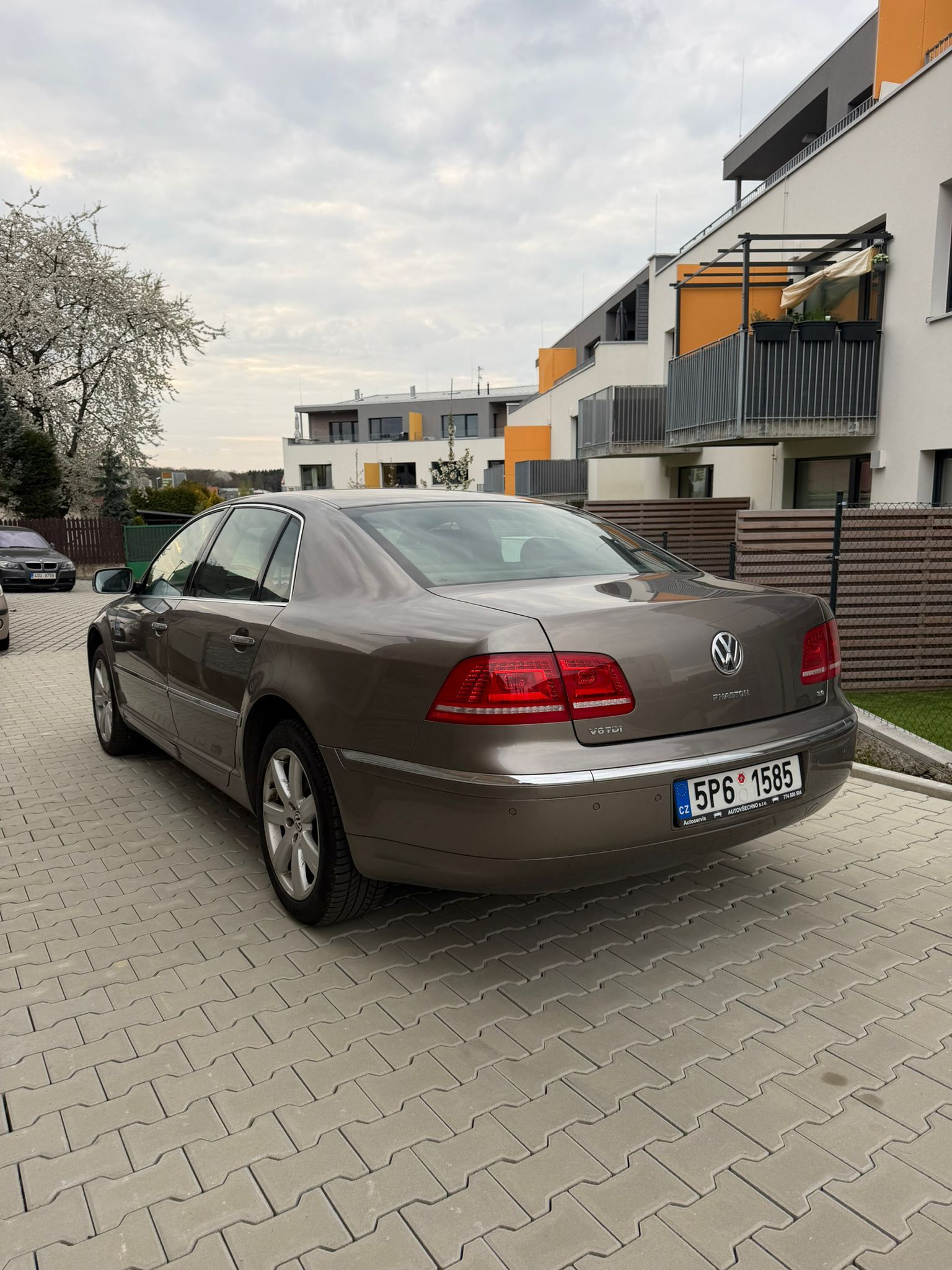 Volkswagen Phaeton, 3.0 TDI V6 TOP STAV - fotka 4