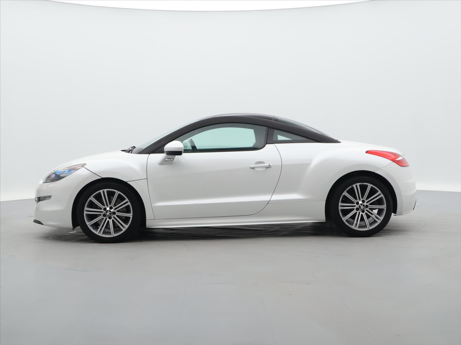 Peugeot RCZ, 1,6 16V 47kW Allure - fotka 4