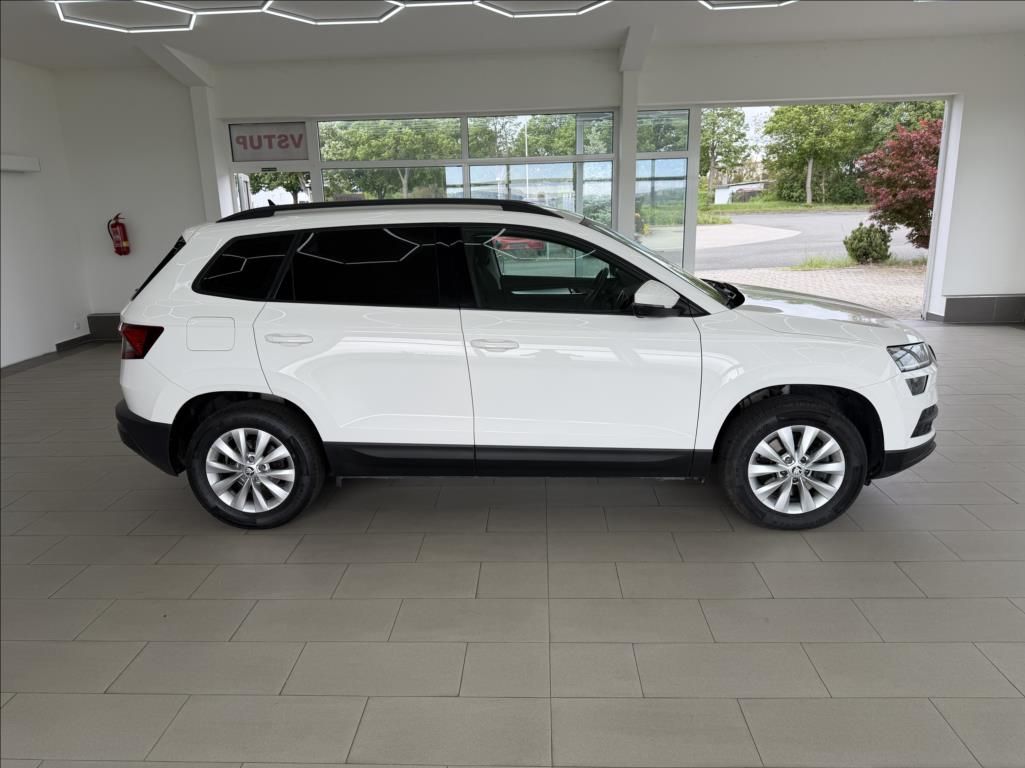 Škoda Karoq, 2,0 TDi, DSG,NAVI,TZ,LED - fotka 4