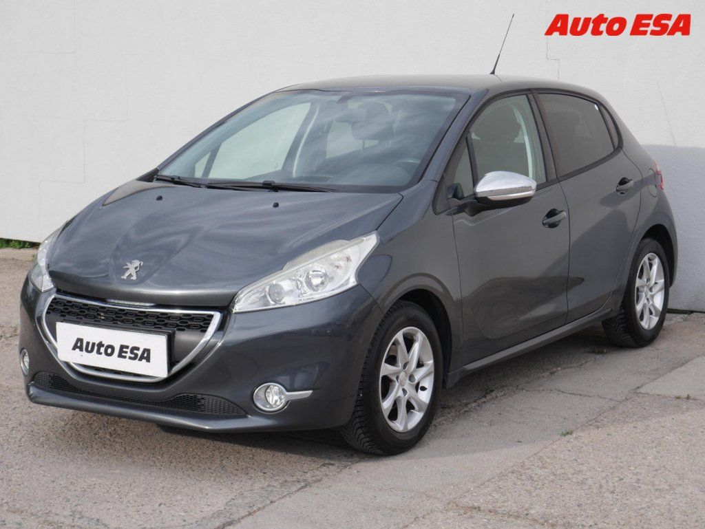 Peugeot 208, 1.2 VTi - fotka 3