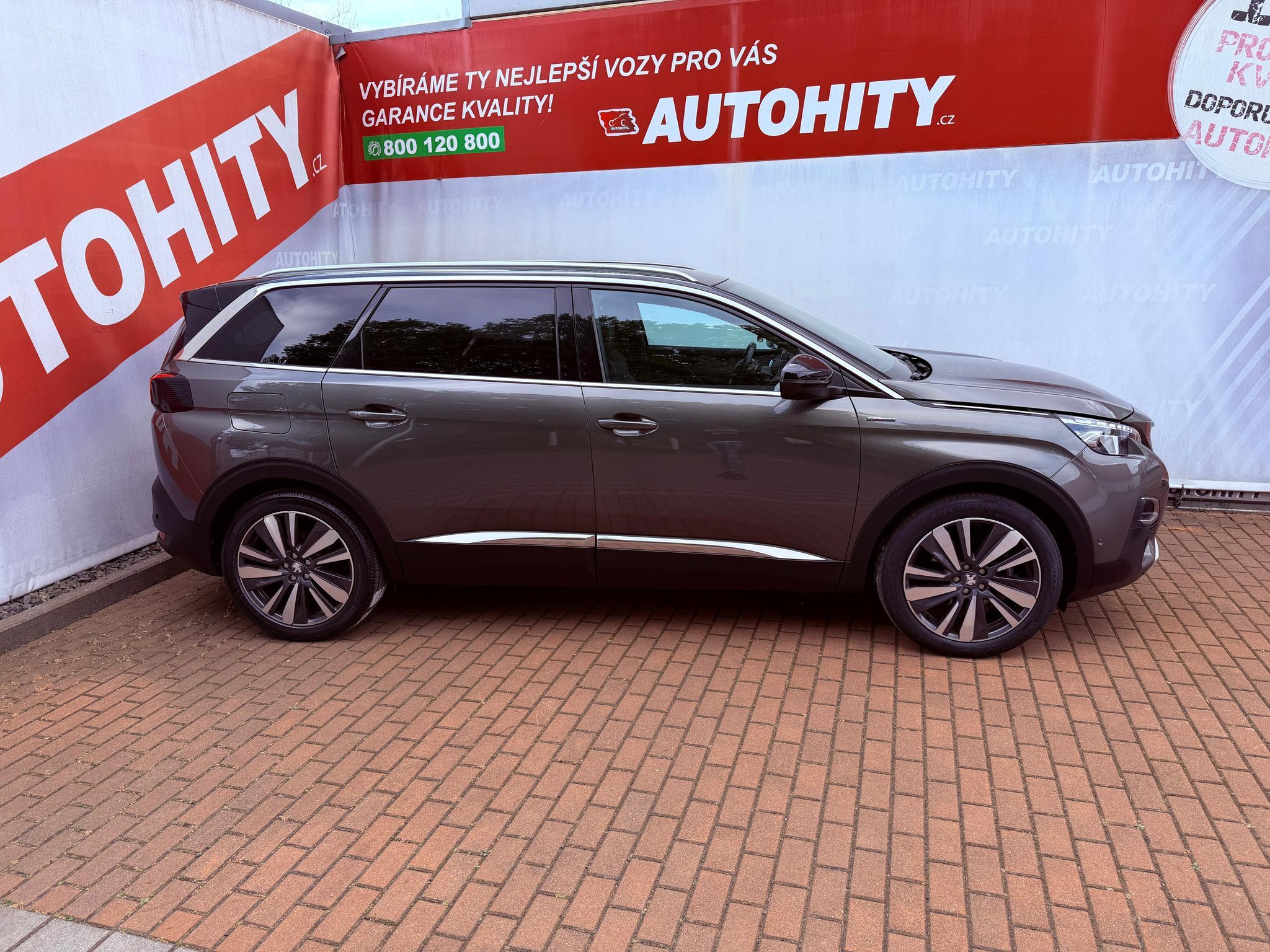 Peugeot 5008, 1.6 PureTech Allure, Serviska - fotka 6