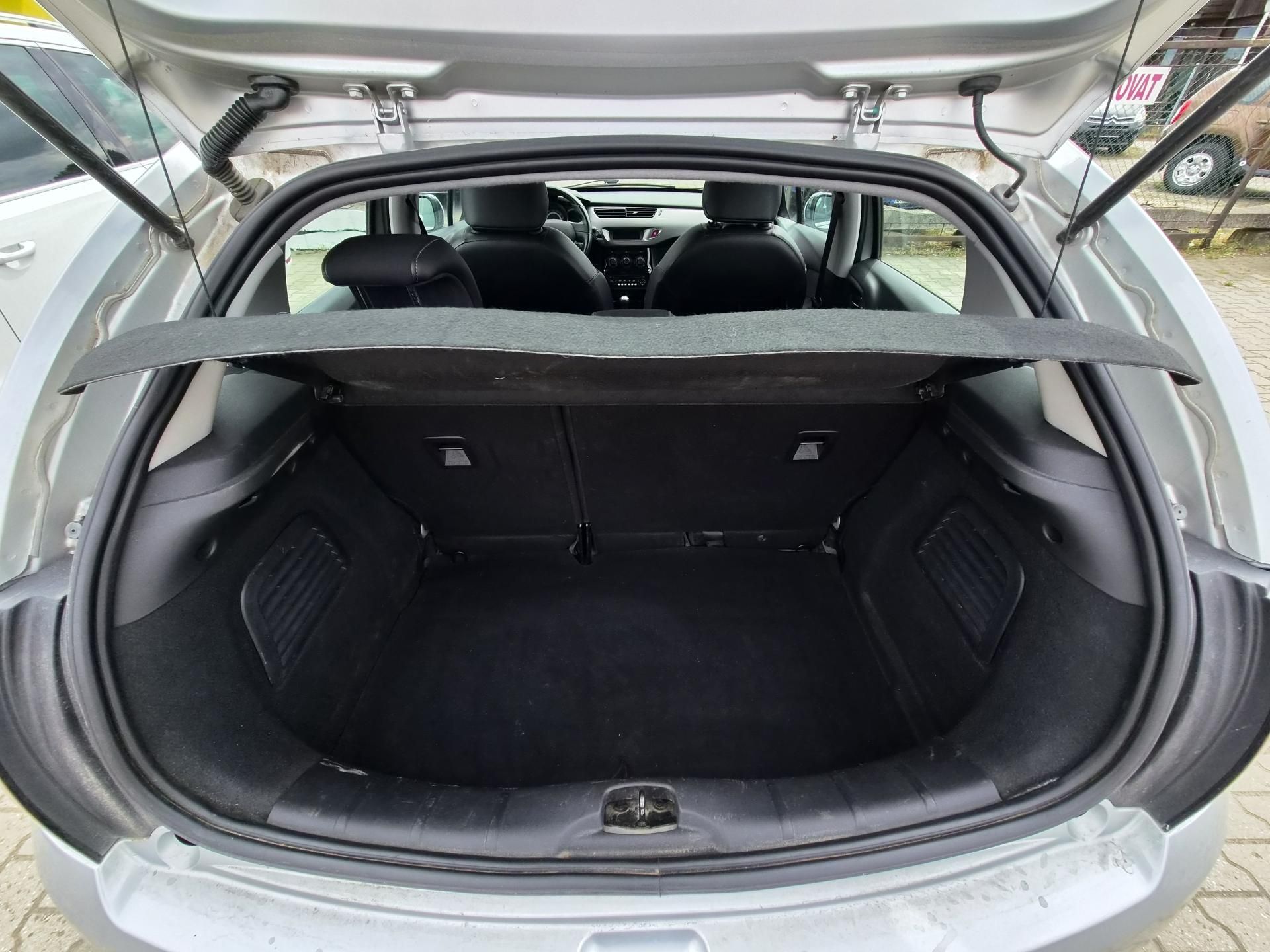 Citroën C3, 1,2 VTi nové rozvody - fotka 5