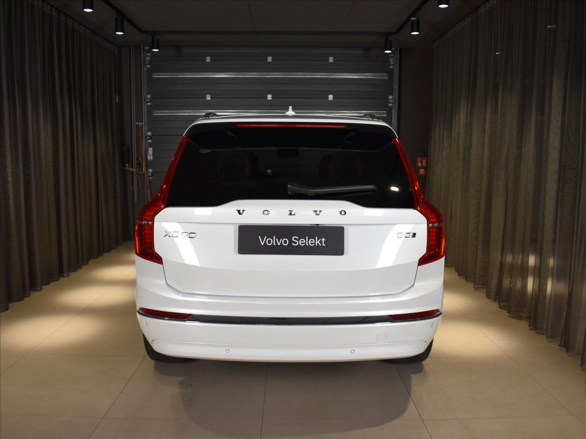 Volvo XC90, 2,0 B5 AWD Plus Pano,Ventilace - fotka 6
