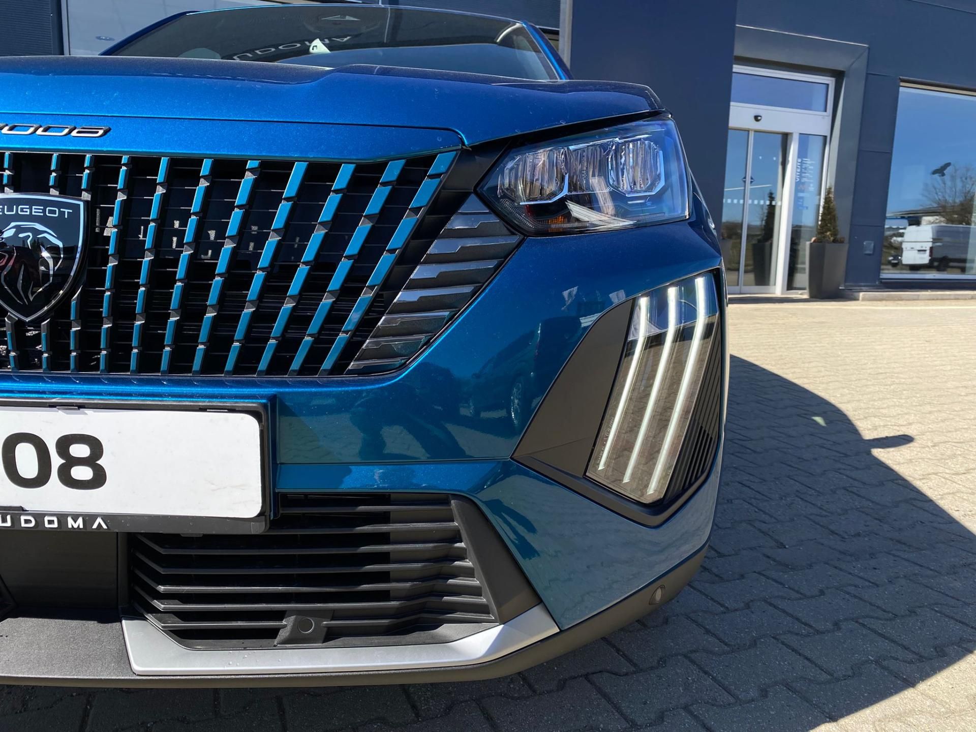 Peugeot 2008, 2008 ALLURE Hybrid 110 e-DCS6 - fotka 3