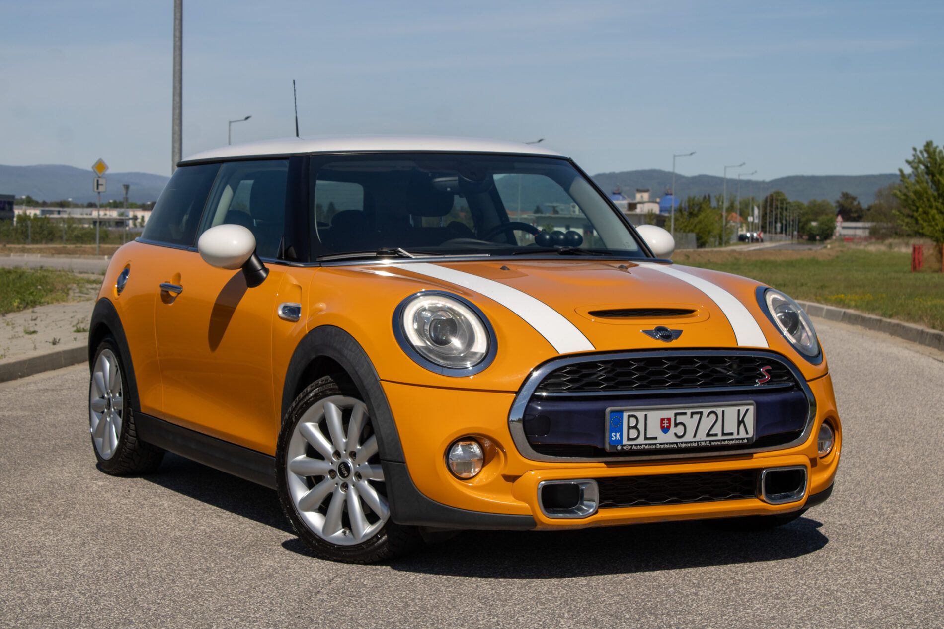 Mini Cooper S - fotka 3