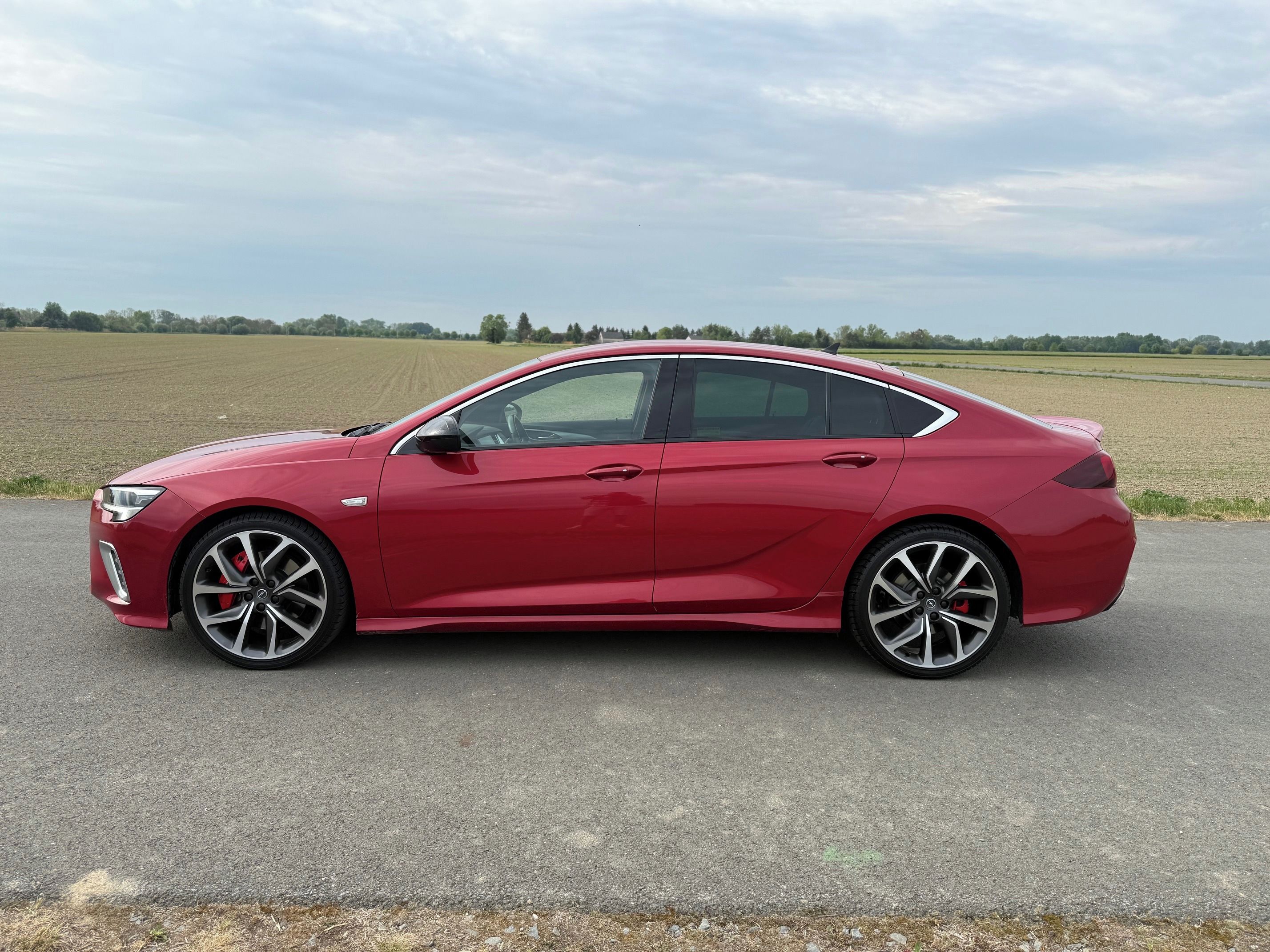 Opel Insignia, GSI 2.0t 169kW 4x4 ČR FACELIFT - fotka 6