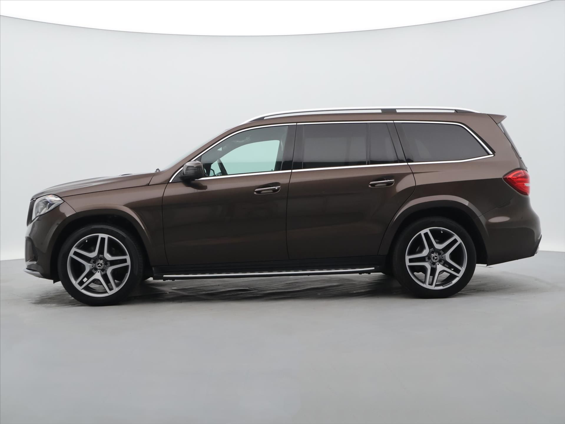 Mercedes-Benz GLS, 3,0 350d 190kW 4MATIC CZ DPH - fotka 4