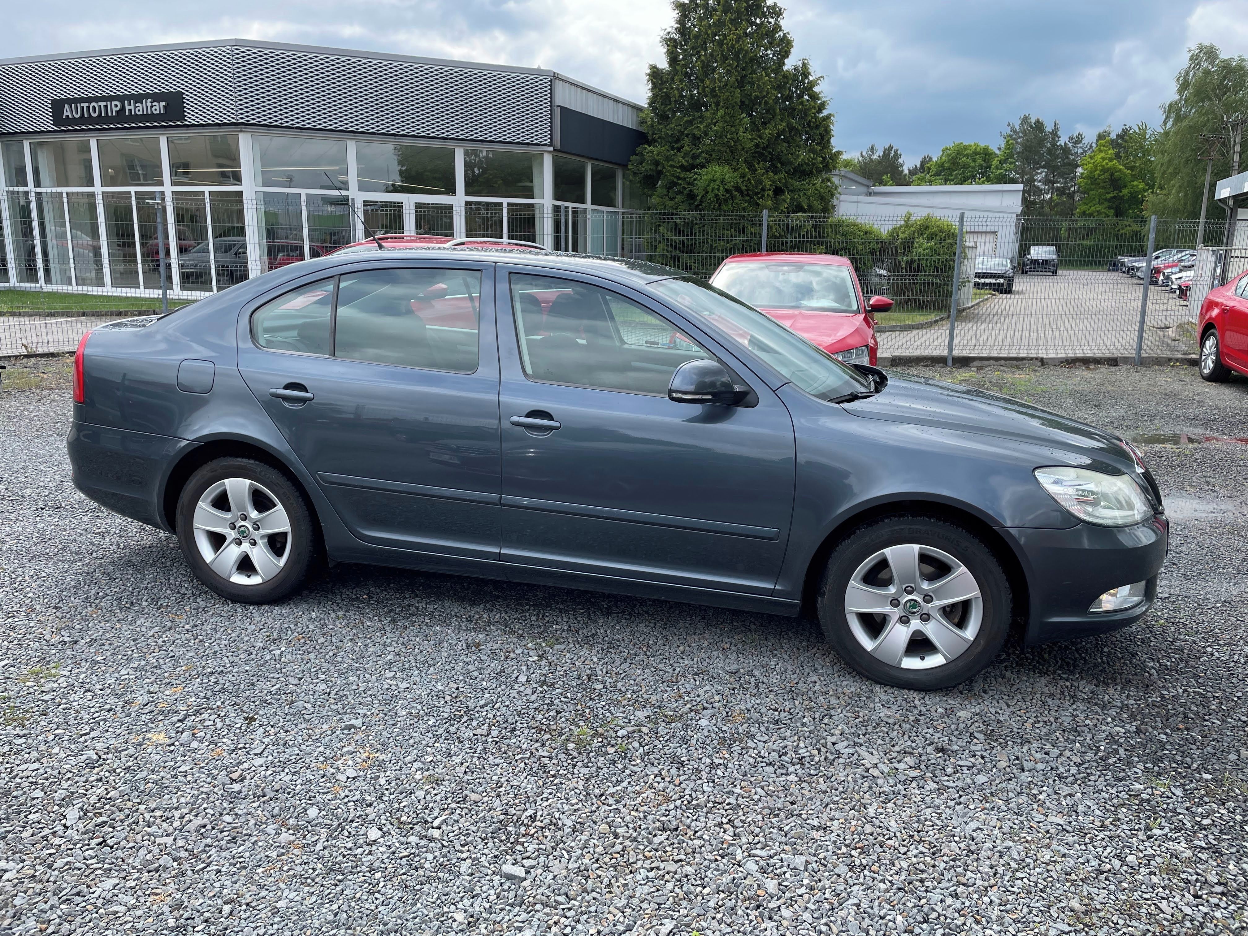 Škoda Octavia, 1.6 MPI,75kW - fotka 6