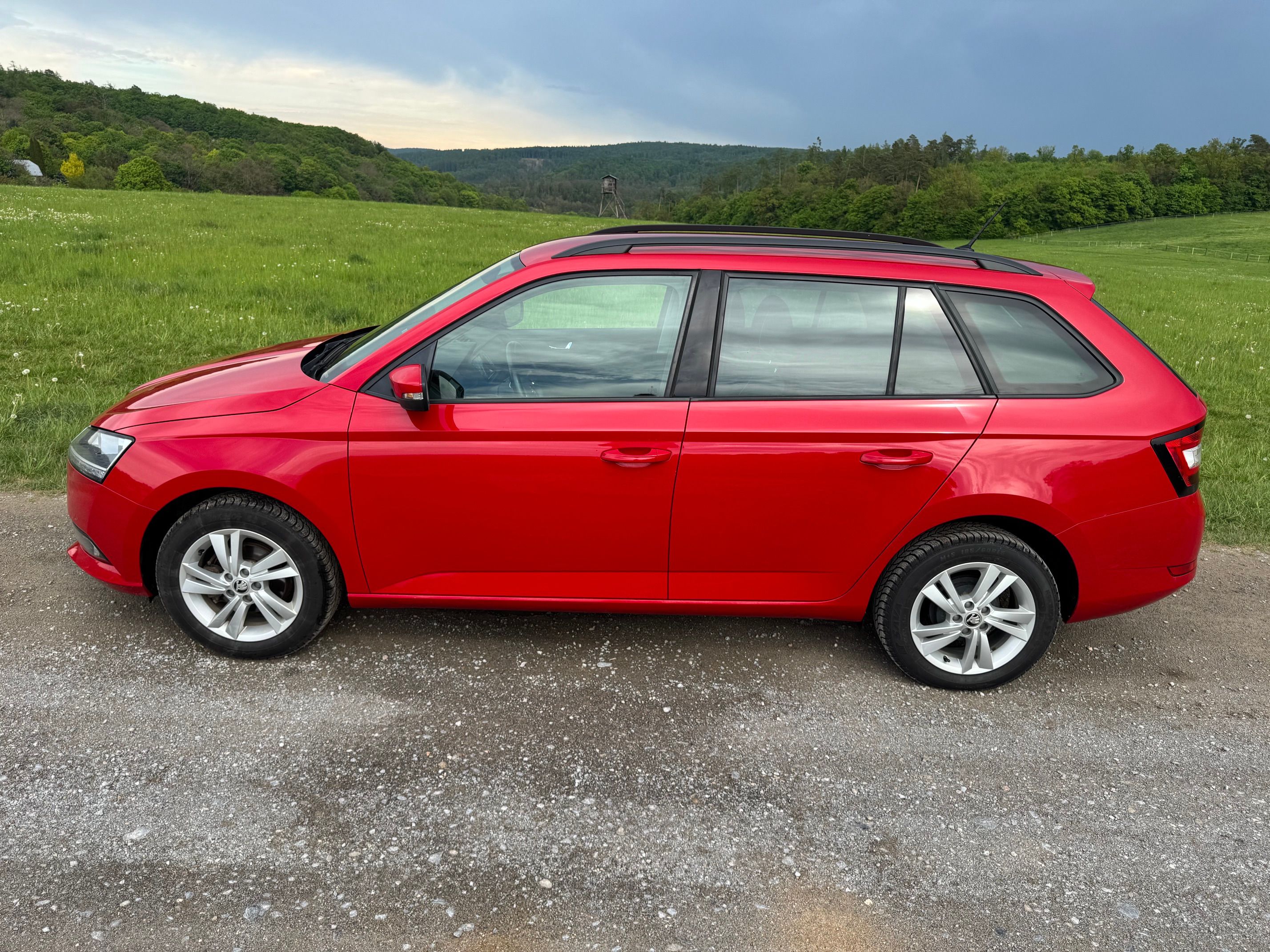 Škoda Fabia, 1.0TSI AMBITION+ TOUR KOUP. ČR - fotka 5
