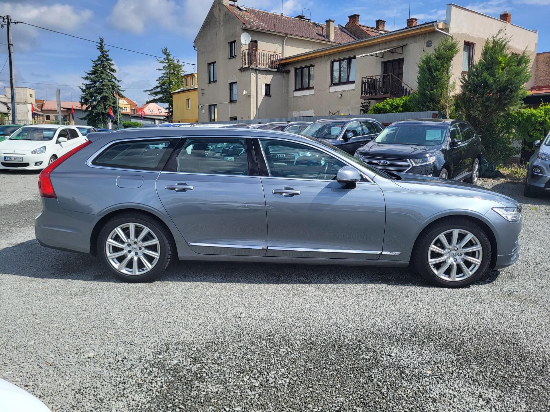 Volvo V90, D4 Drive-E INSCTRIPTION autom. - fotka 5