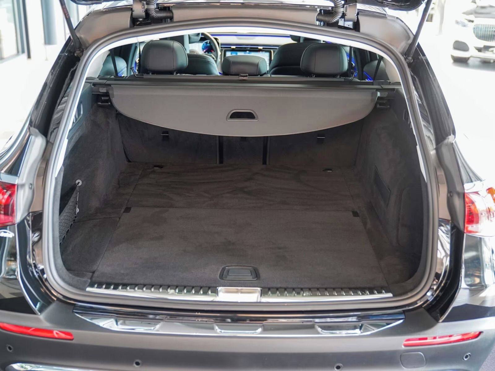 Mercedes-Benz Třídy E, E220d*4M*All-Terrain*Burmester - fotka 5