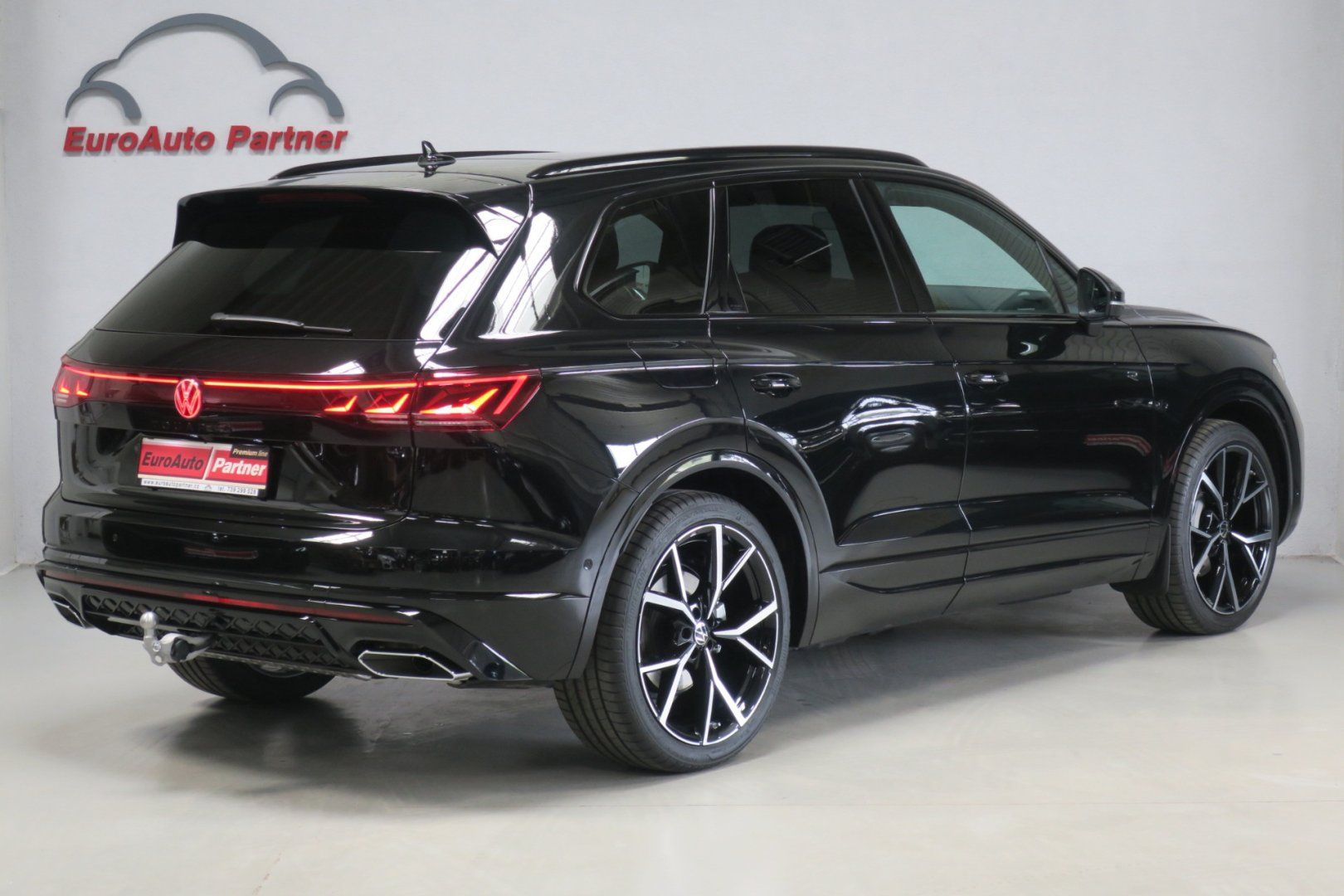 Volkswagen Touareg, NEW Final Edition R Line 210kW - fotka 4
