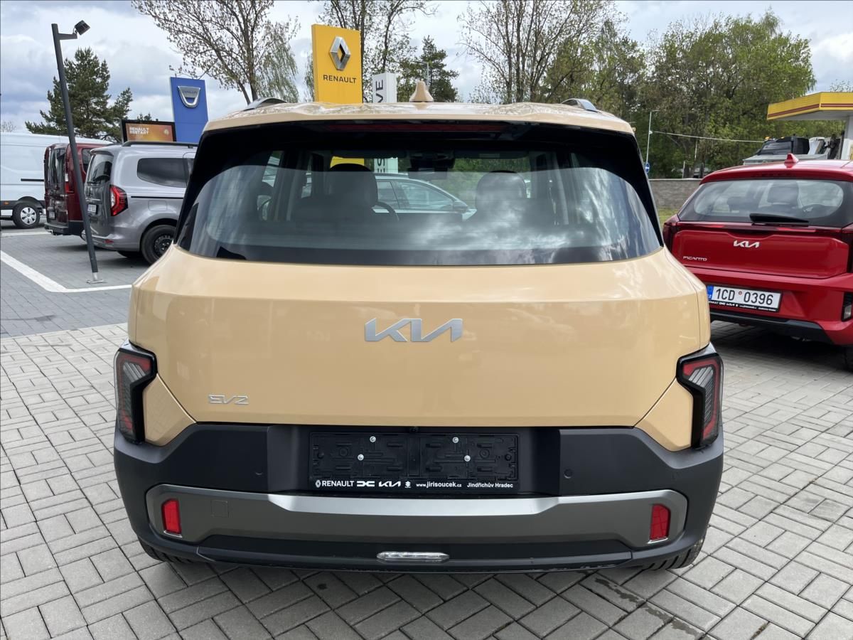 Kia EV2, 4P 4x2 AIR 108 KW + 42,2 KWH - fotka 5