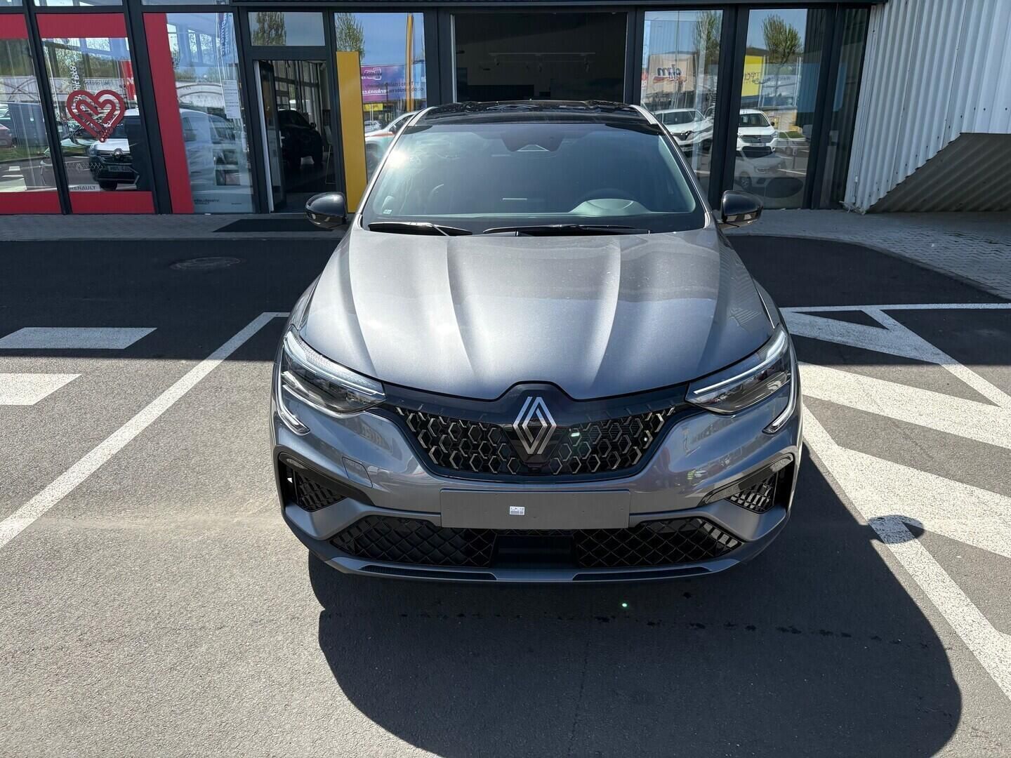 Renault Arkana, Esprit Alpine E-TECH 145 1.6 1 - fotka 2