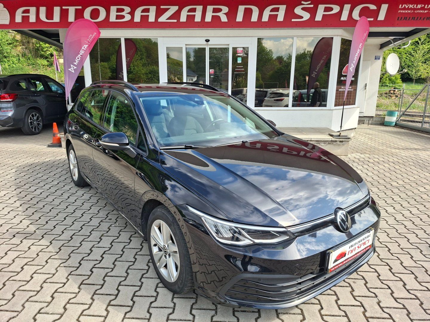 Volkswagen Golf, 1.0eTSI 81kW DSG -VÝBAVA-LED - fotka 2