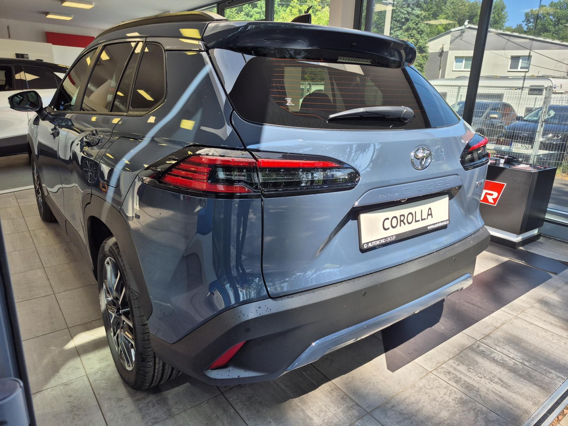 Toyota Corolla Cross, Executive Skyview 2.0 Hybrid ( - fotka 6