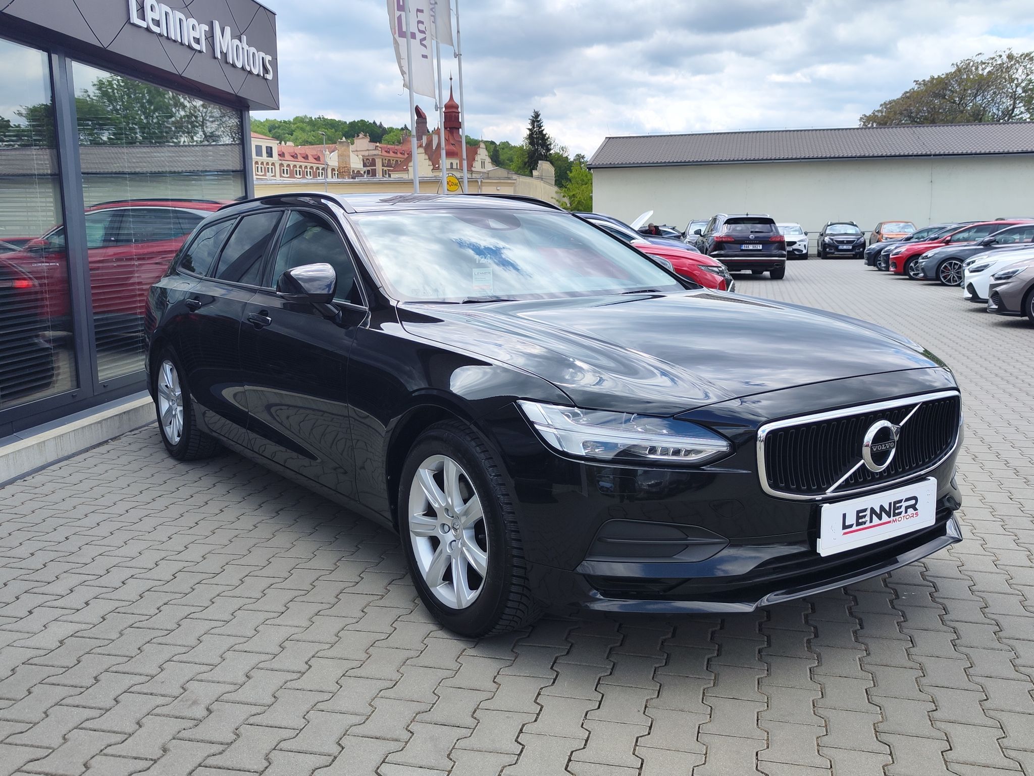 Volvo V90, D3 2.0/110kW Kinetic - fotka 3