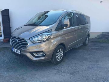 Ford Tourneo KOMBI L2, 9 míst