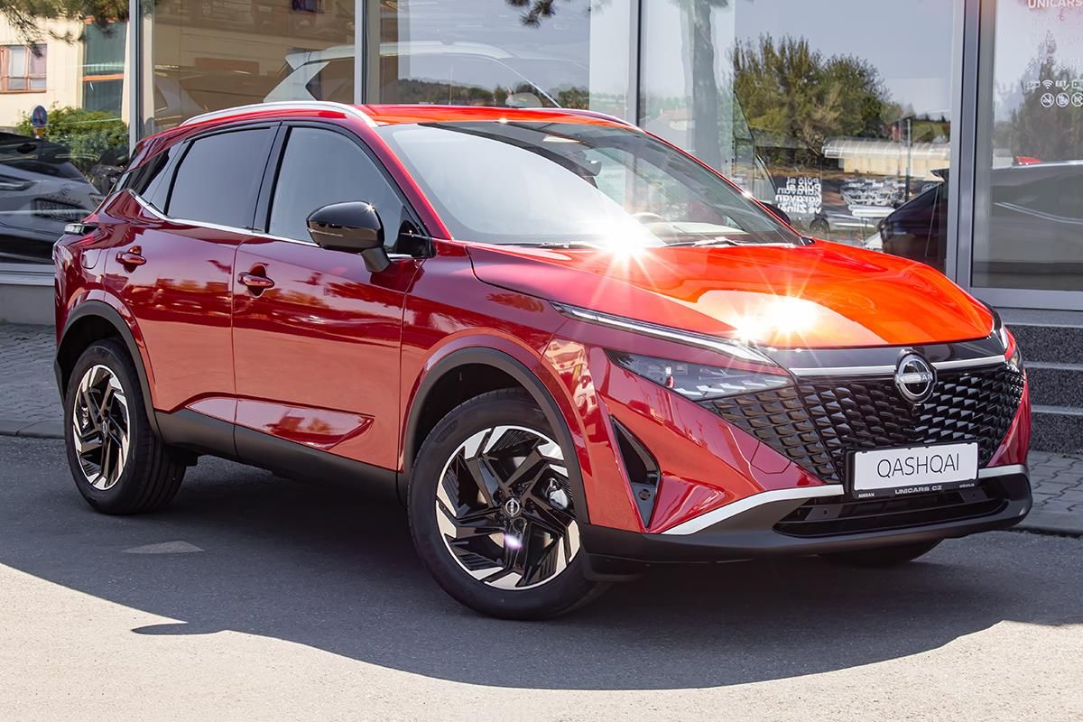 Nissan Qashqai, 1,3 DIG-T X-TRONIC N-CONNECTA - fotka 3