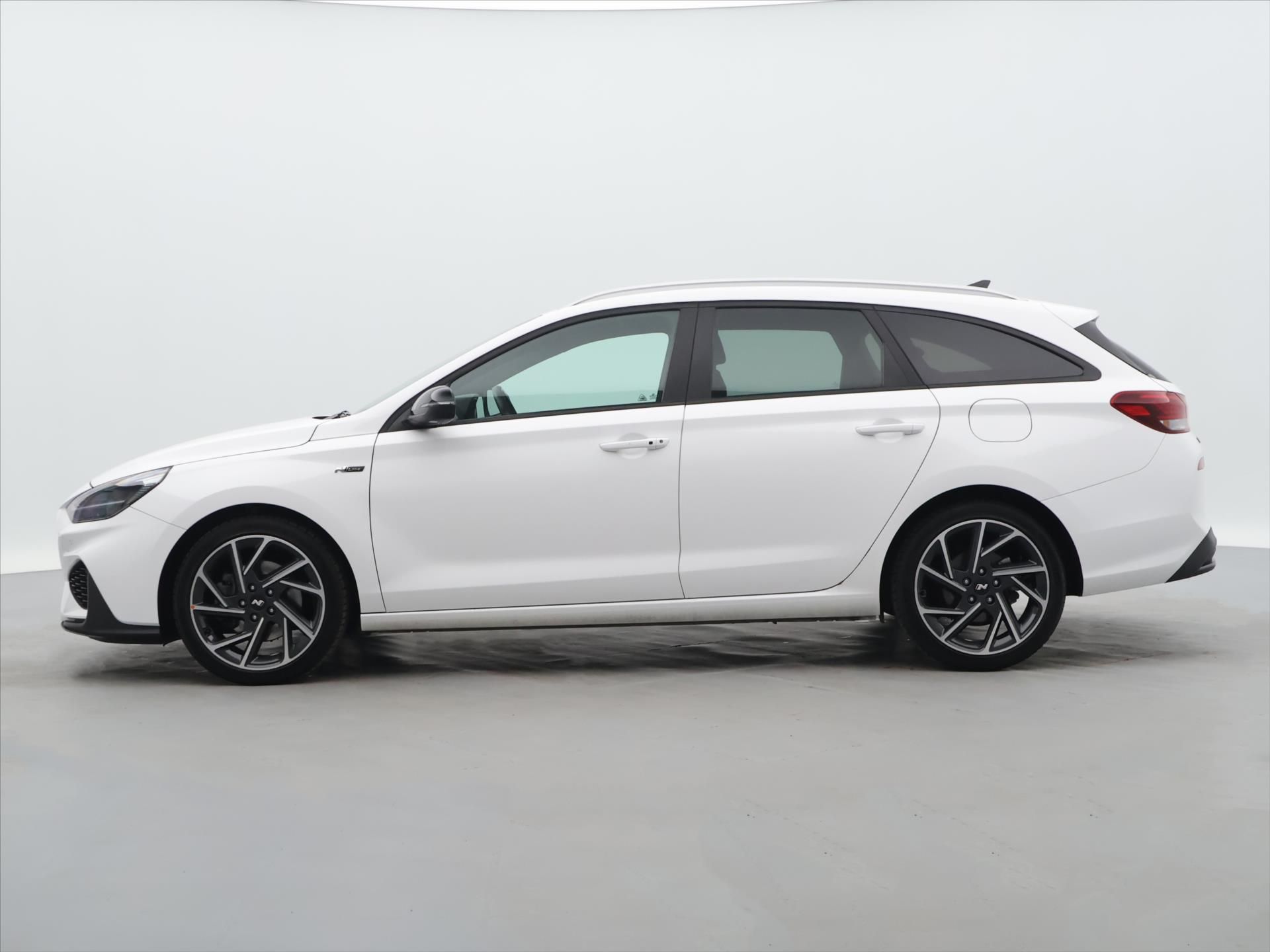Hyundai i30, 1,5 T-GDI N Line SmartKey CZ - fotka 4