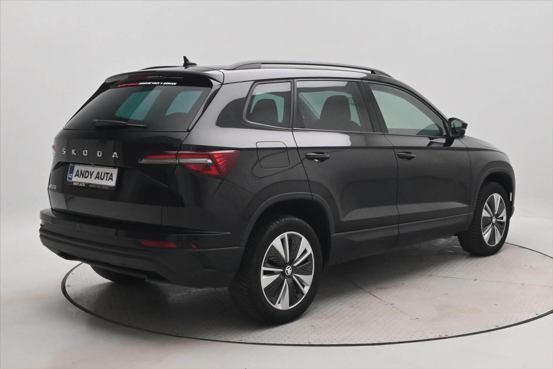 Škoda Karoq, 2,0 TDI 85kW DSG Ambition VŮZ - fotka 5