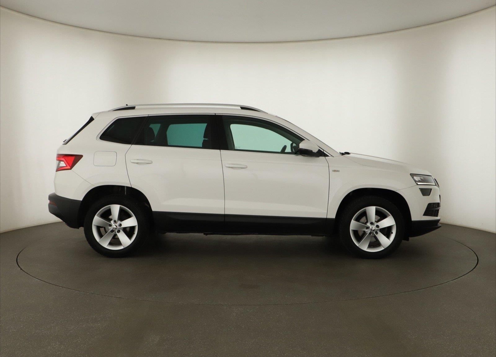 Škoda Karoq, 1.6 TDI, Style, Automat, Navi - fotka 6