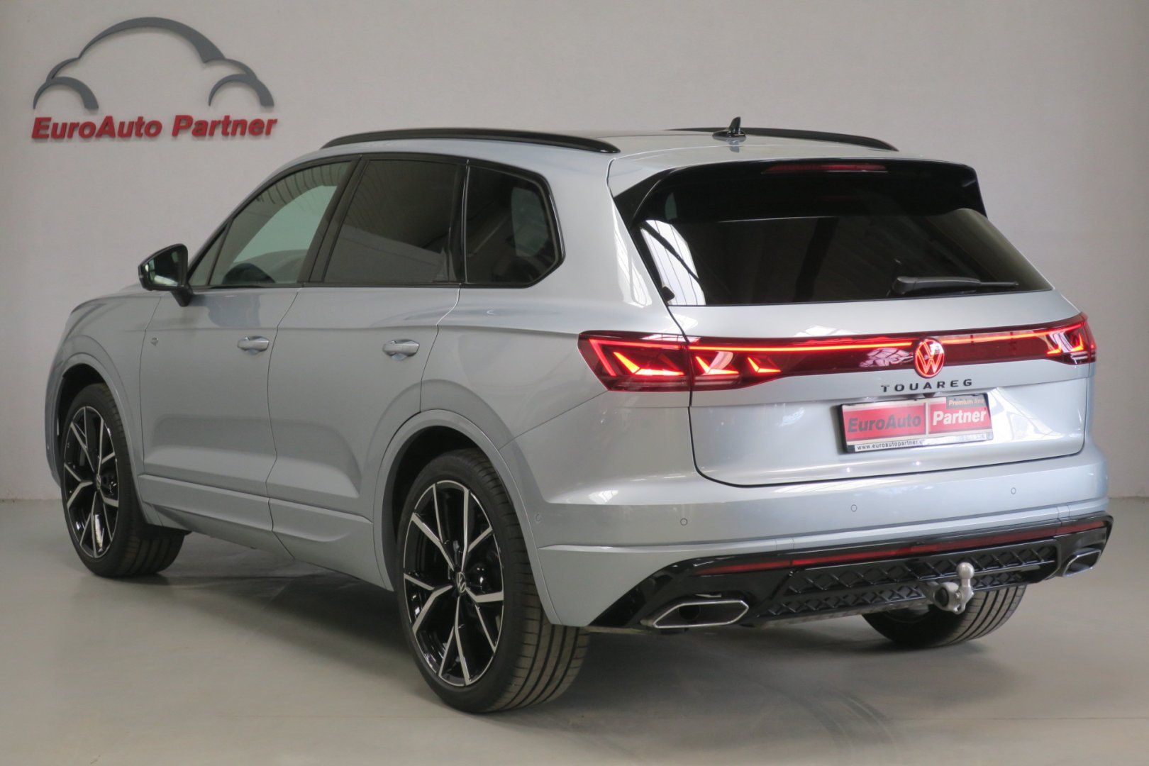 Volkswagen Touareg, NEW Final Edition R Line 210kW - fotka 2