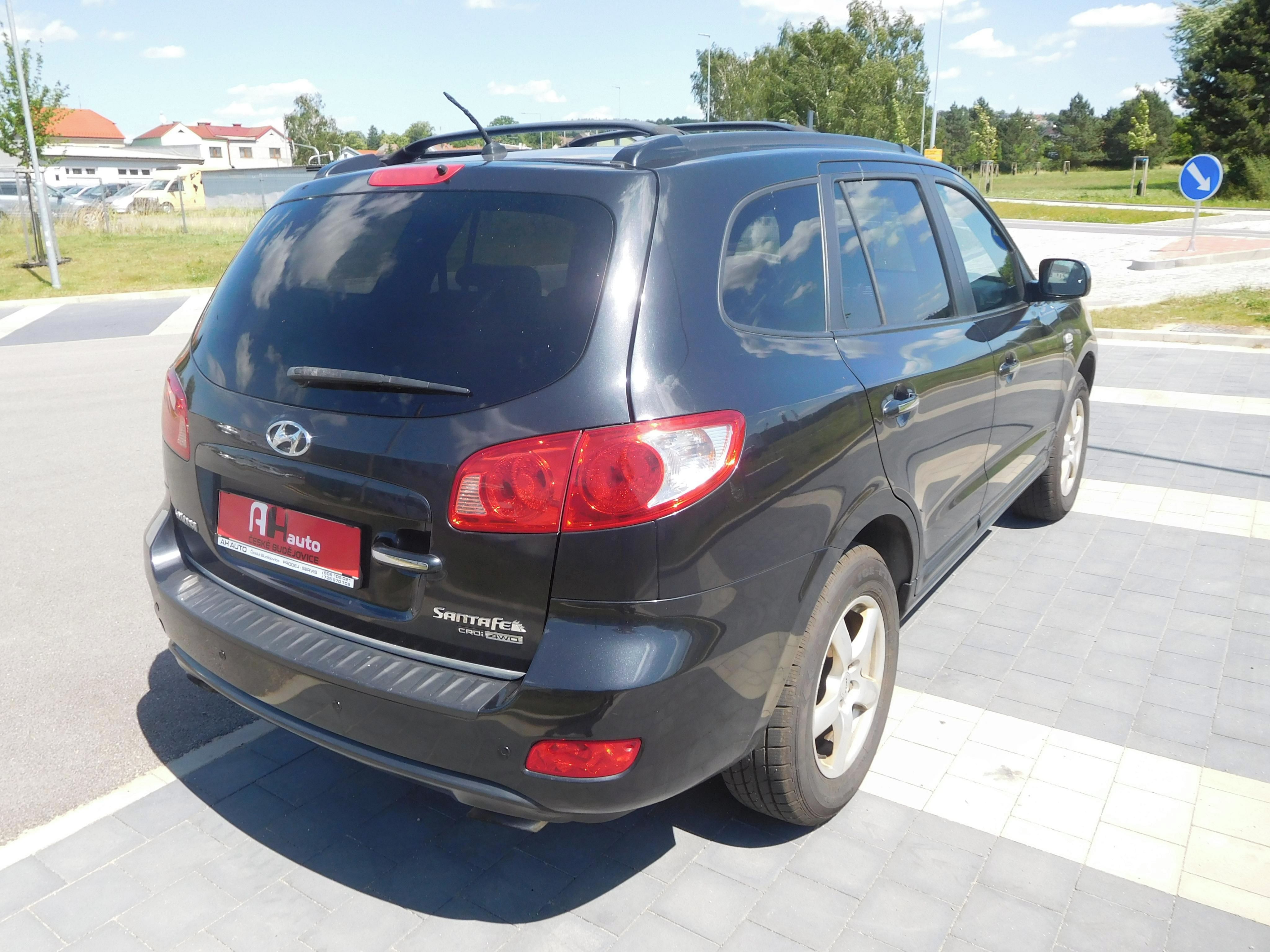 Hyundai Santa Fe, 2.2 CRDi 4WD Style, 114 kW - fotka 4