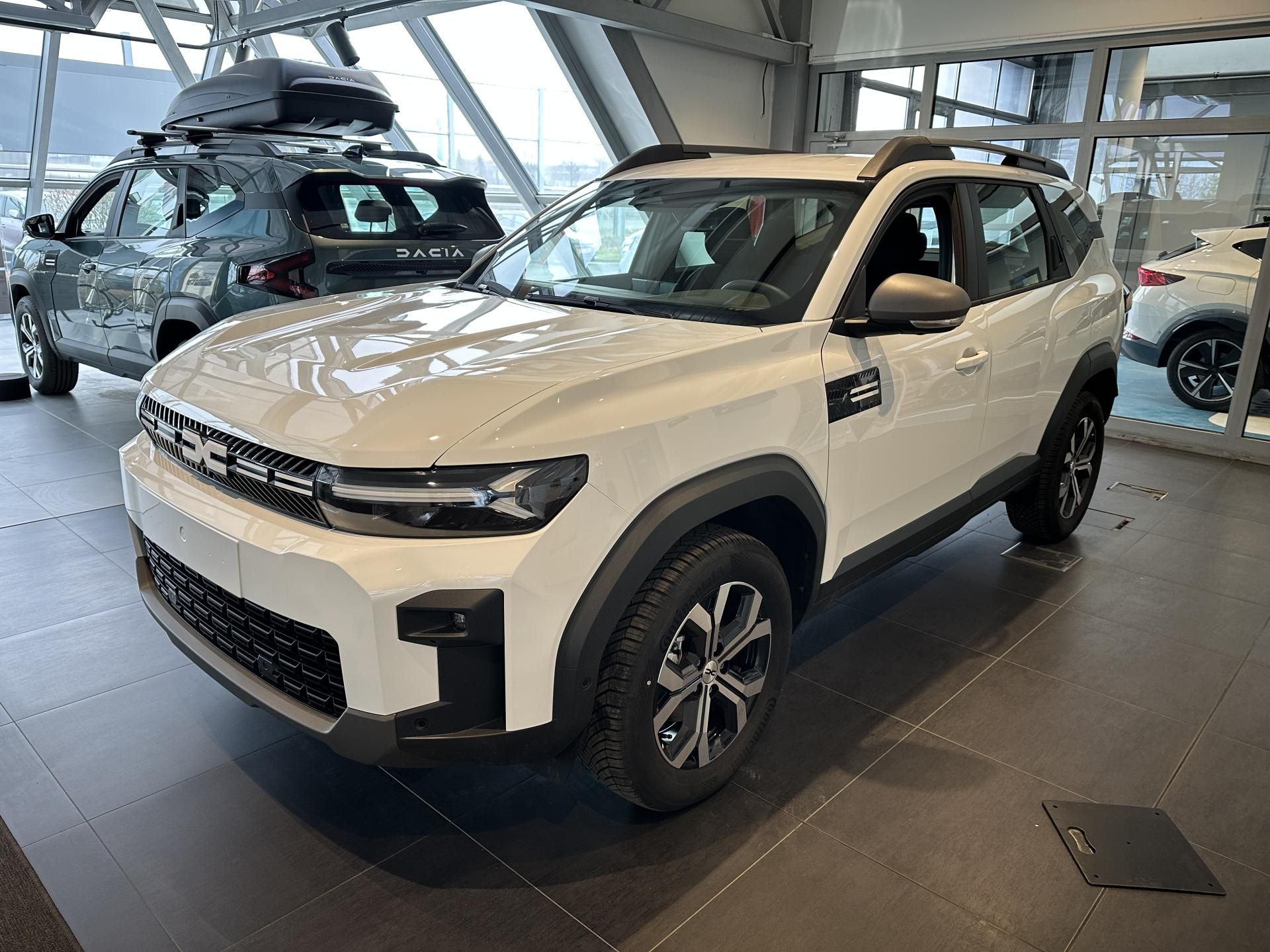 Dacia Bigster, Expression TCe 140 - SKLADEM