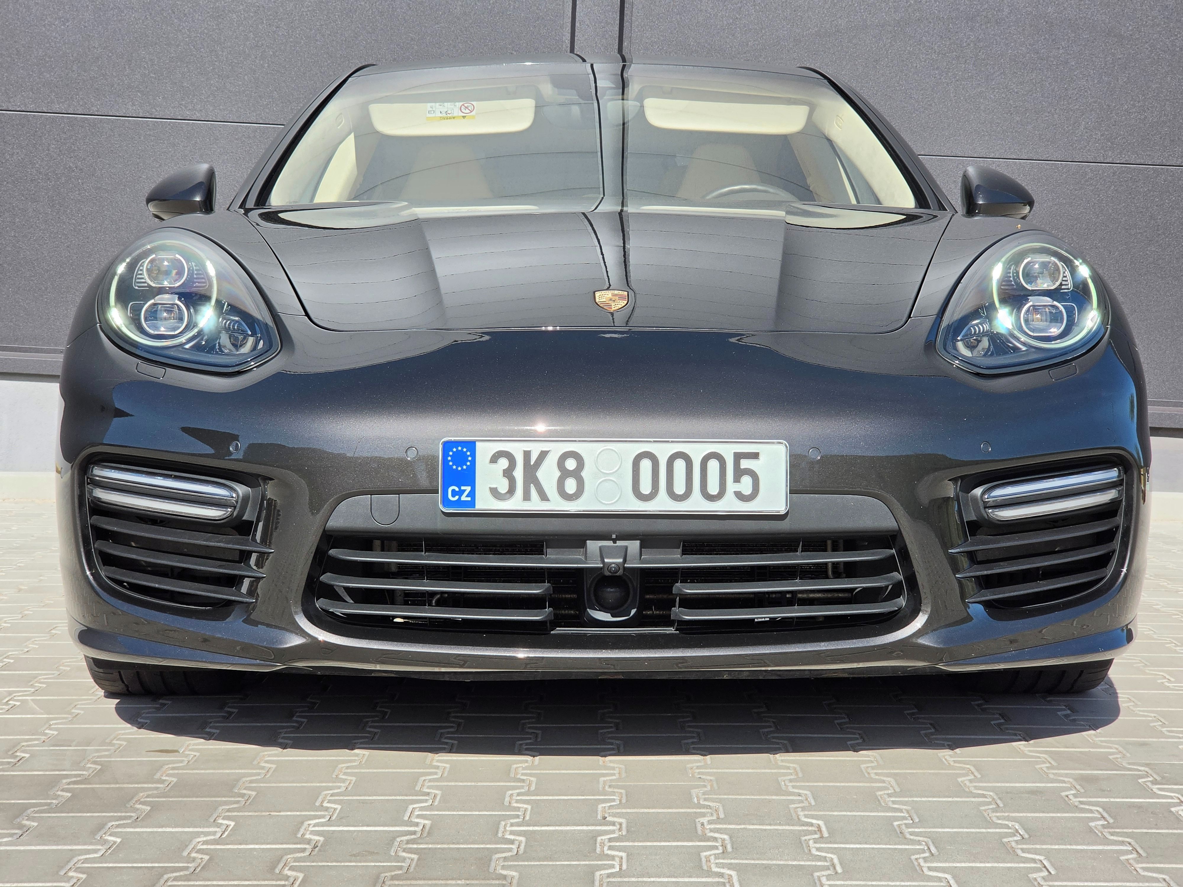 Porsche Panamera - fotka 4
