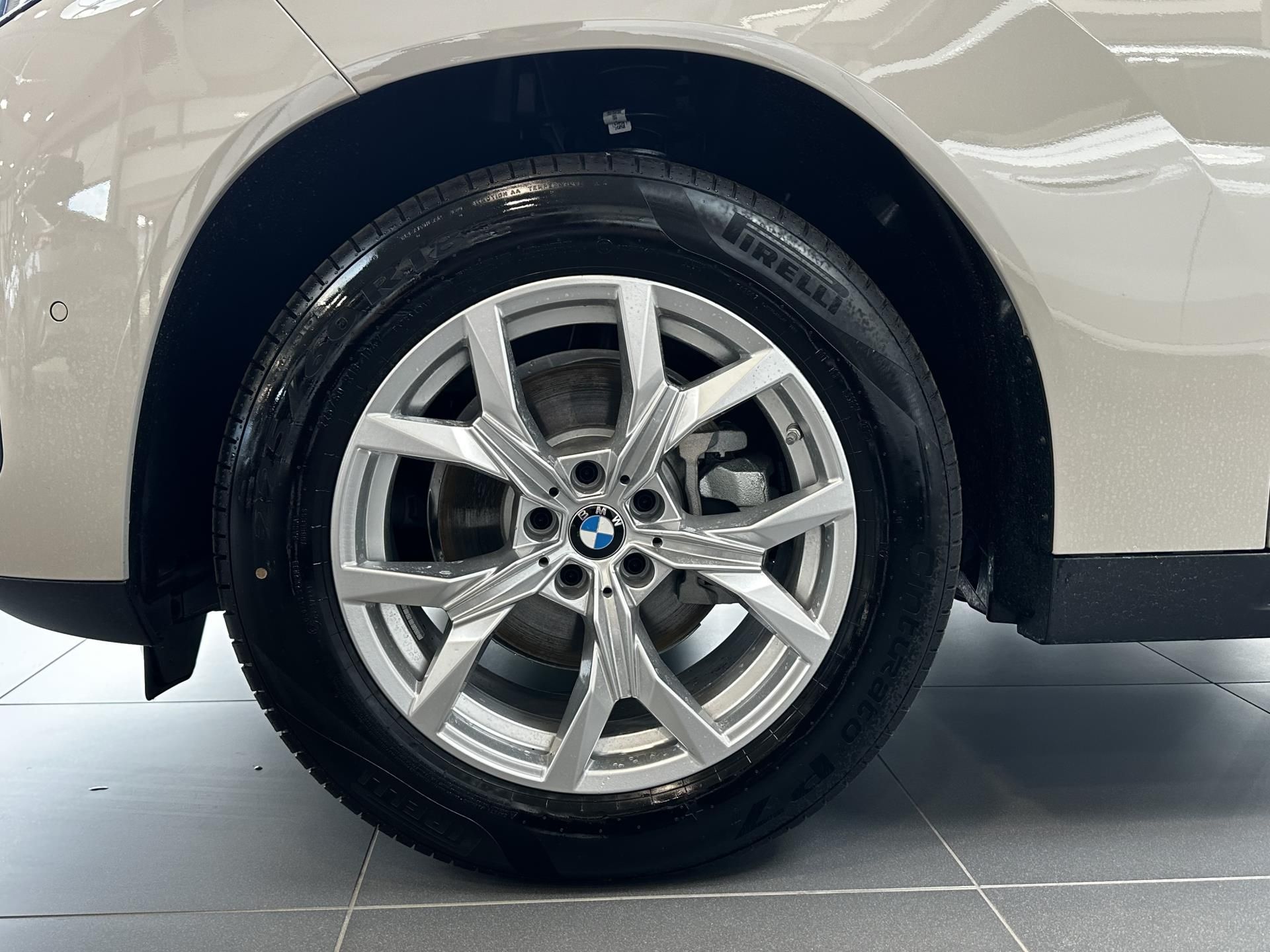 BMW X3, X3 20d xDrive - fotka 2