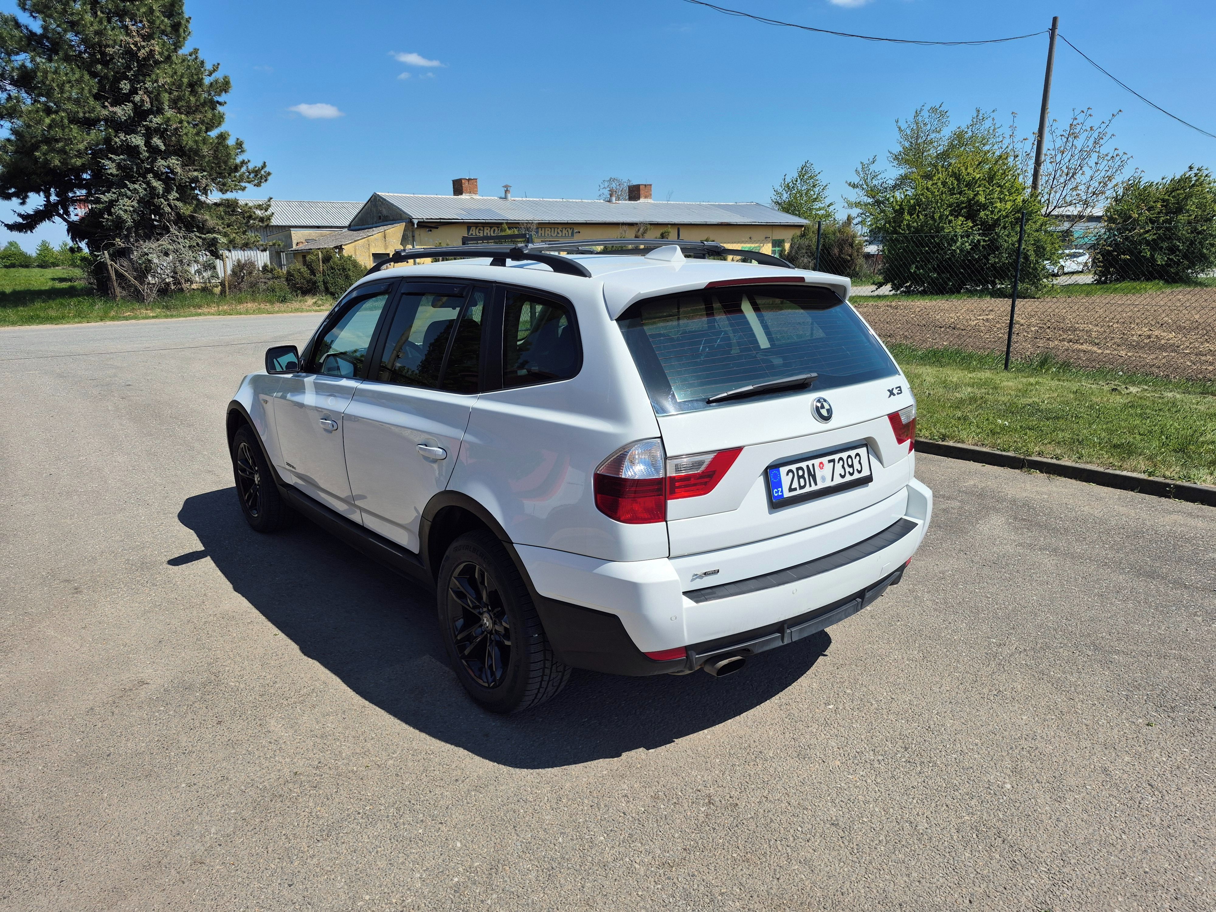 BMW X3, xDrive, 18D, 105kW - fotka 6