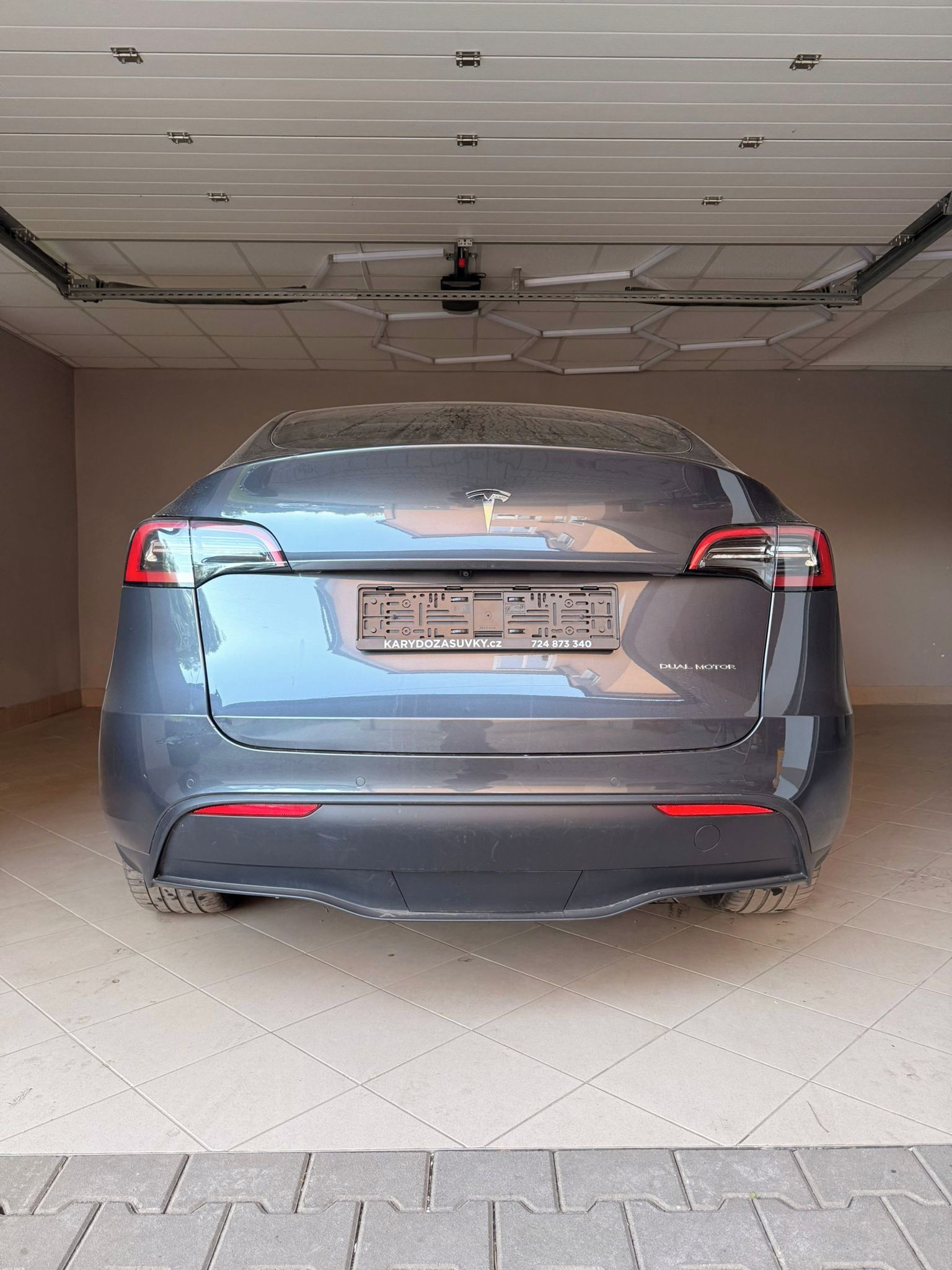 Tesla Model Y, Dualmotor Long Range - fotka 5