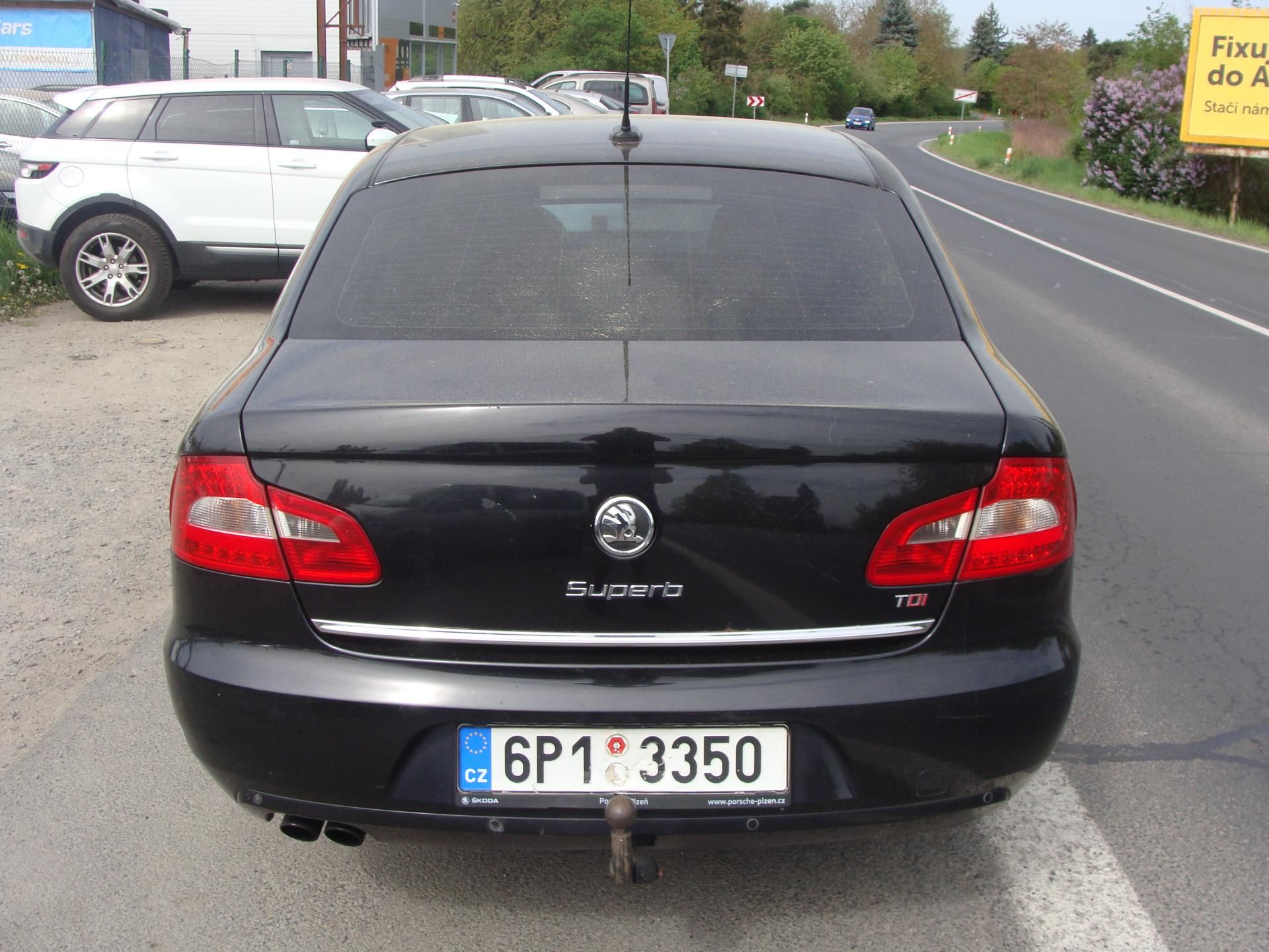 Škoda Superb, 2.0 TDi, 125 kW, tažné, klima - fotka 4