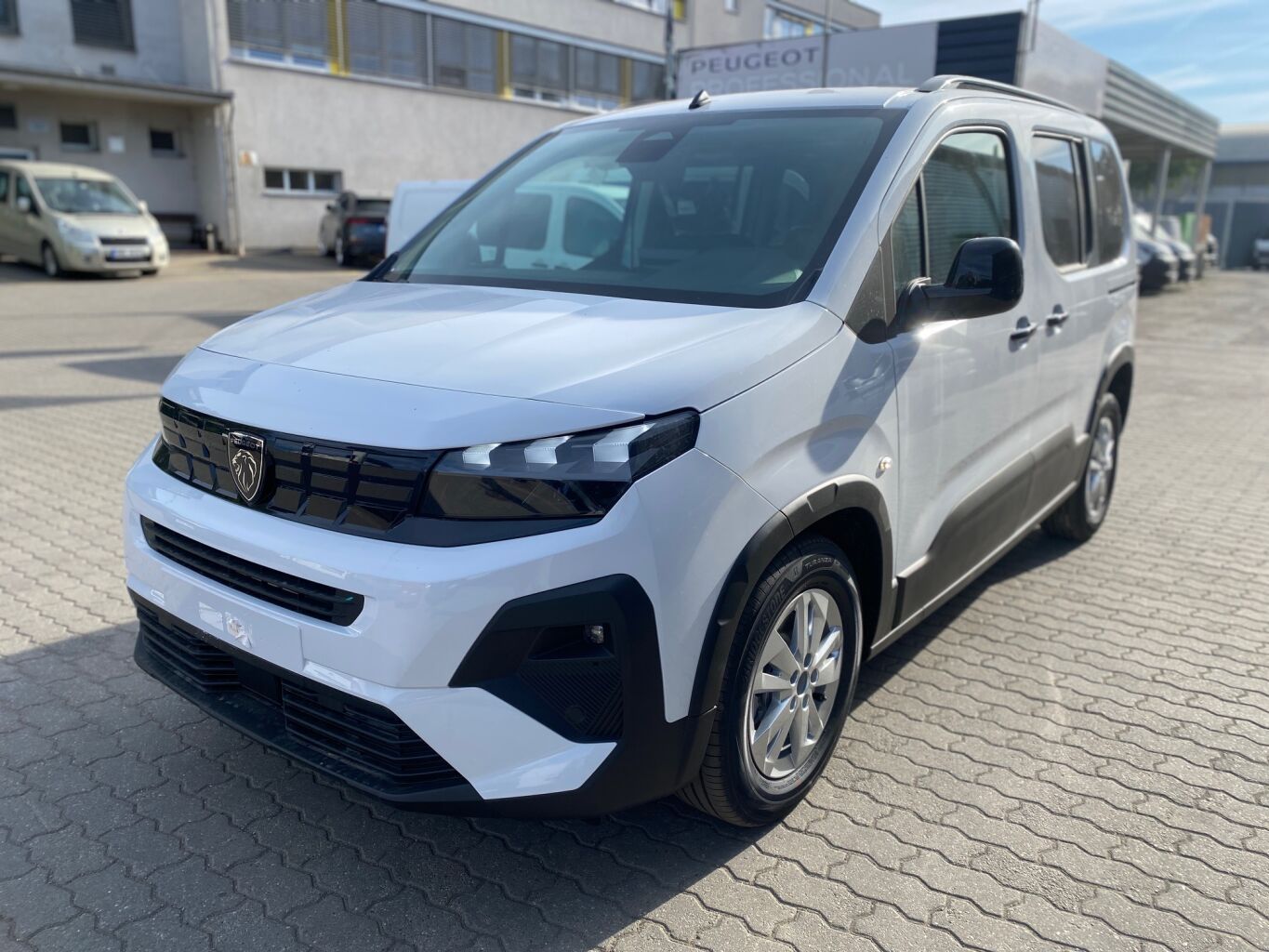 Peugeot Rifter, ALLURE PureTech 110 MAN6 s hom - fotka 2