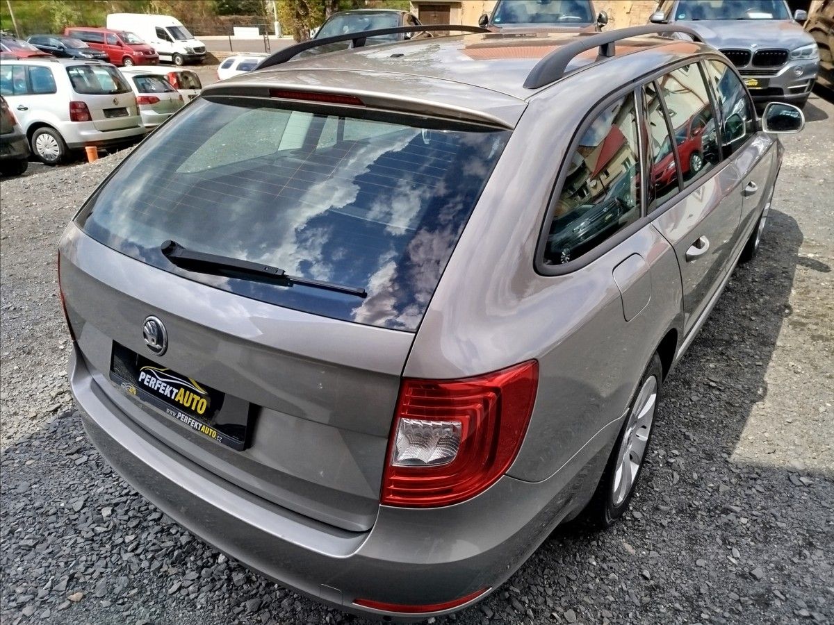 Škoda Superb, 2,0 TDi 103 kW, FACELIFT - fotka 6