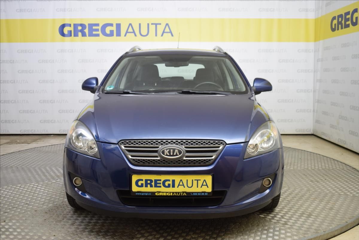 Kia Cee´d, 2,0 i AUTOMAT PO SERVISU,PO TK