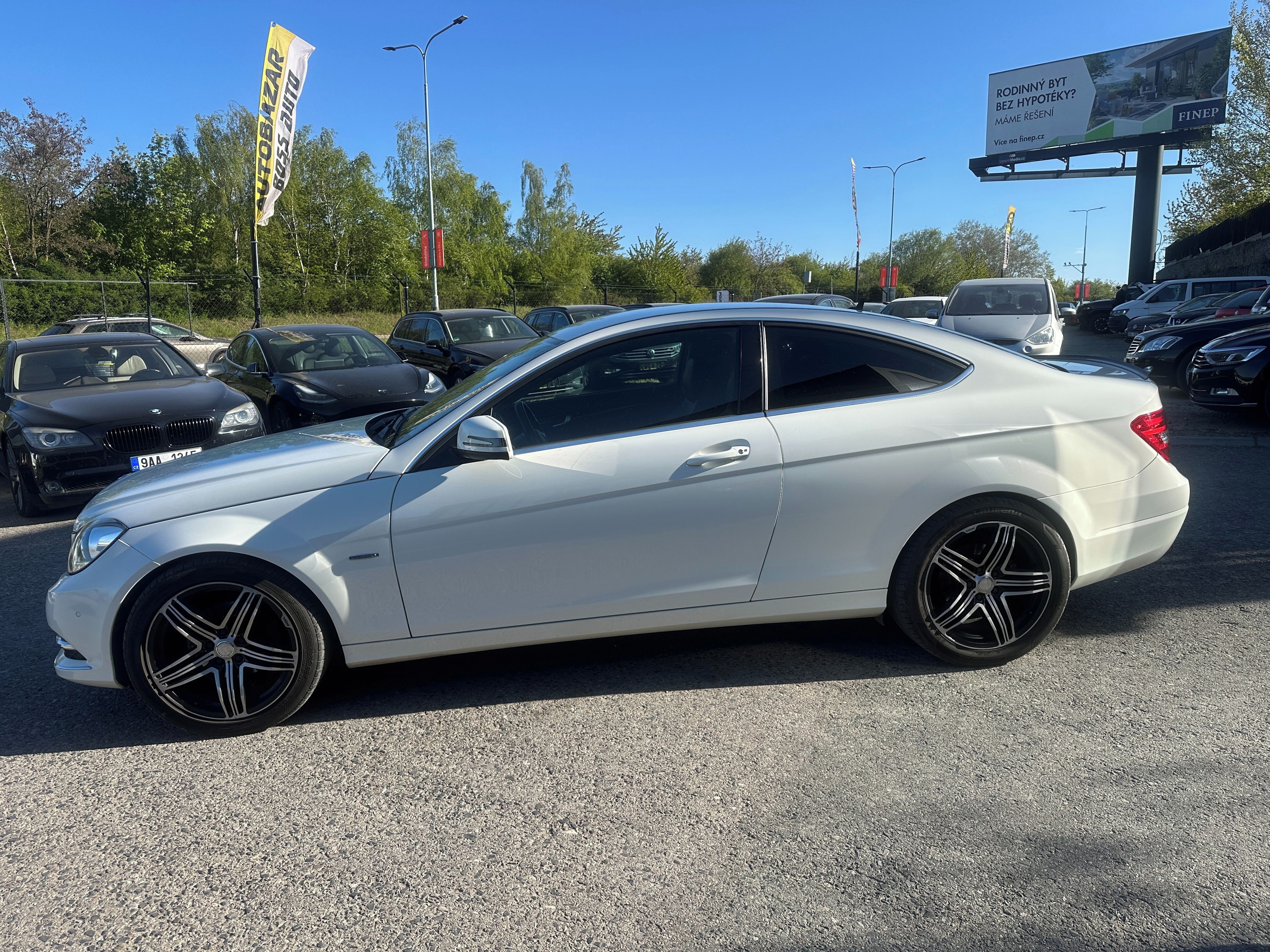 Mercedes-Benz Třídy C, Mercedes-Benz C 180 2011 - fotka 5