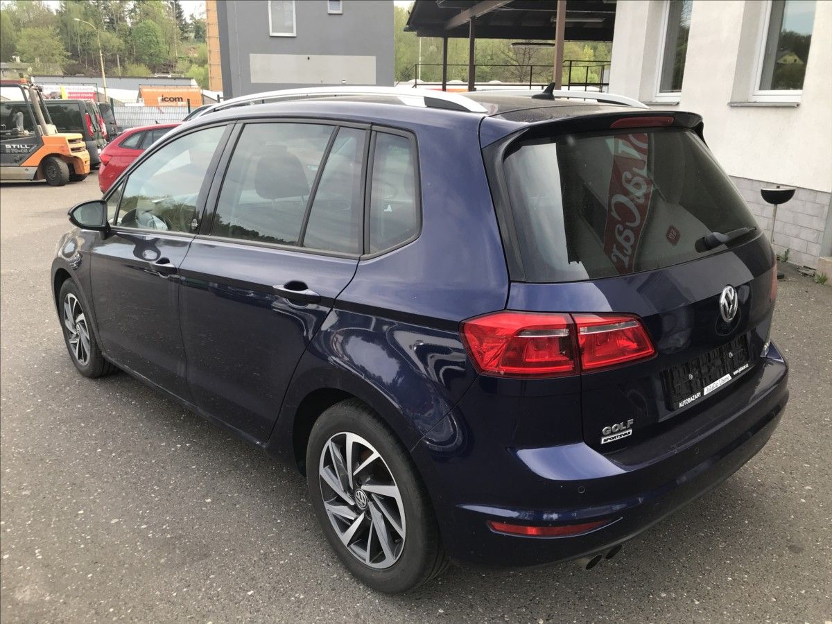 Volkswagen Golf Sportsvan, 2,0 TDi 110kW MT ACC,... - fotka 5