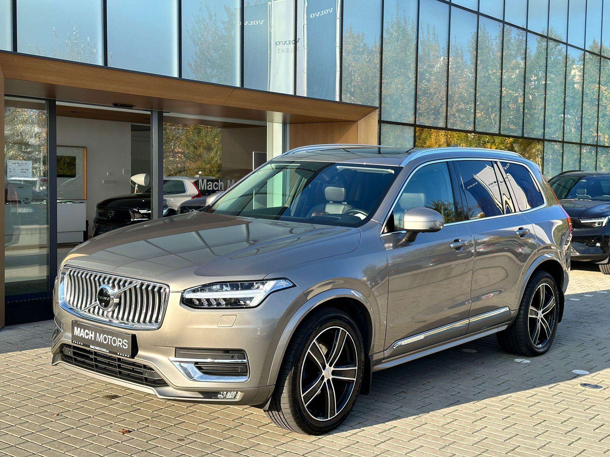 Volvo XC90, B5 INSCRIPTION VZDUCH TZ