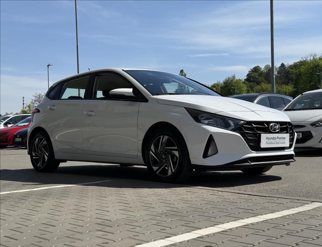 Hyundai i20, 1,2 i  Comfort Club Alu16 - fotka 4