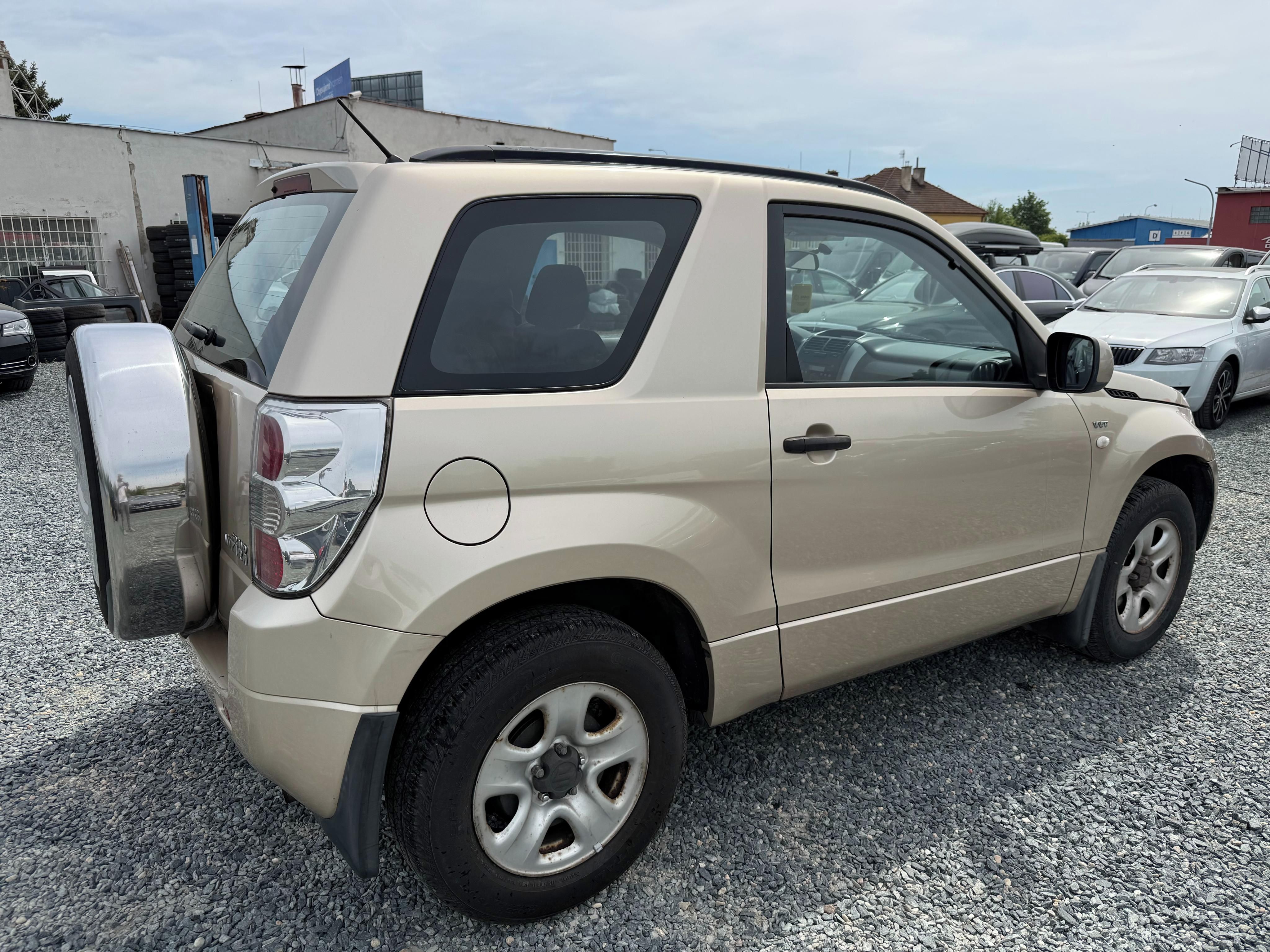 Suzuki Grand Vitara, 1.6 i 78Kw 4x4 76Tis.km - fotka 5