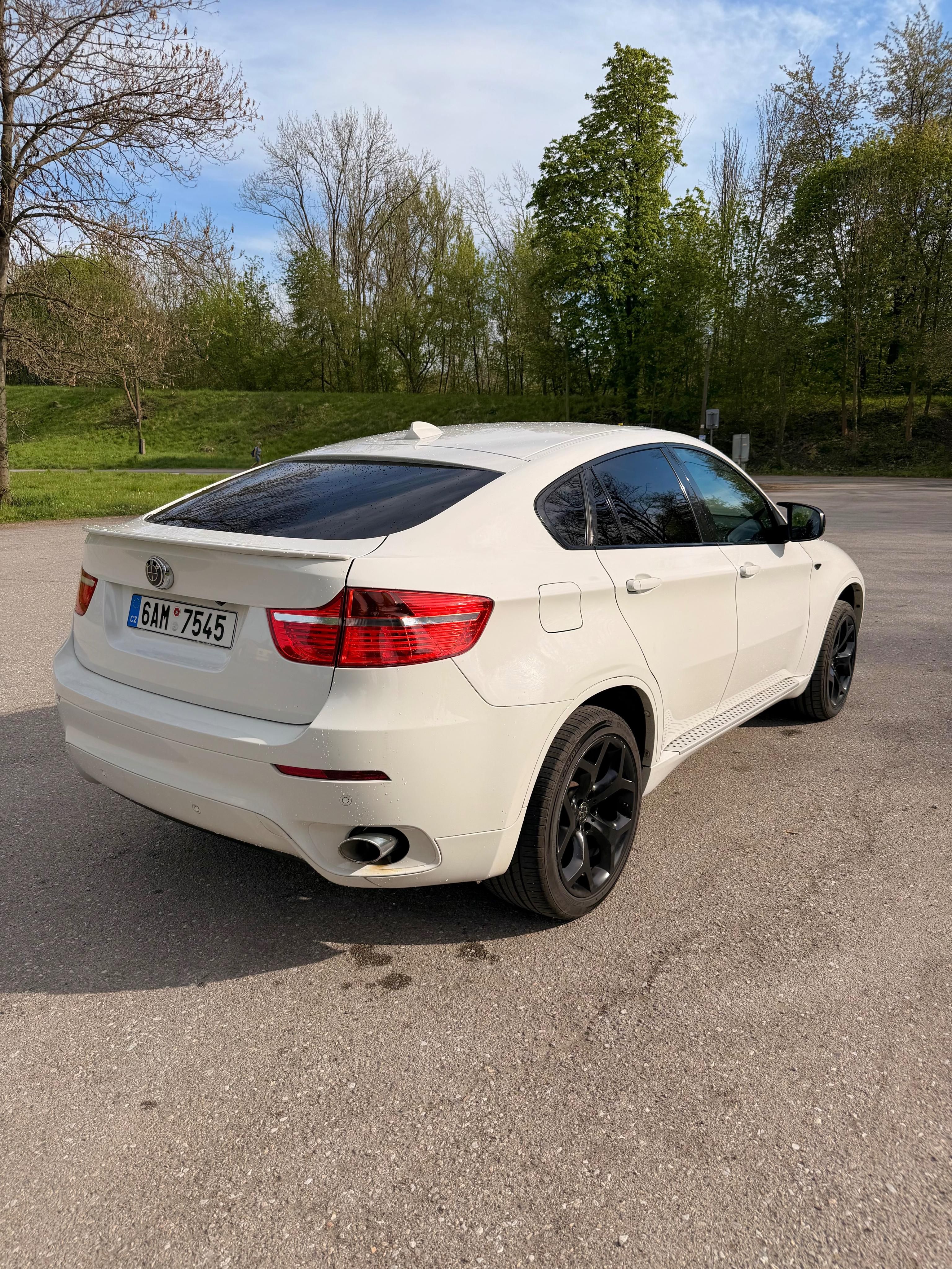 BMW X6, BMW X6 - po velkém servise - fotka 4