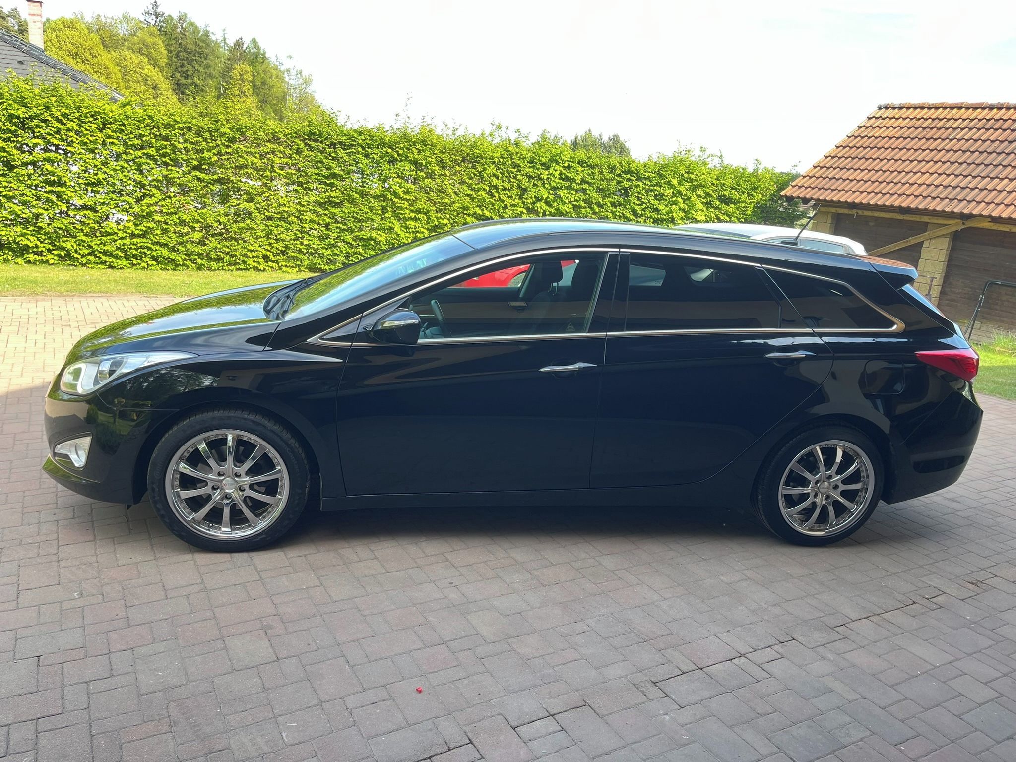 Hyundai i40, 2.0 GDi 130kW Navi Tempomat - fotka 5