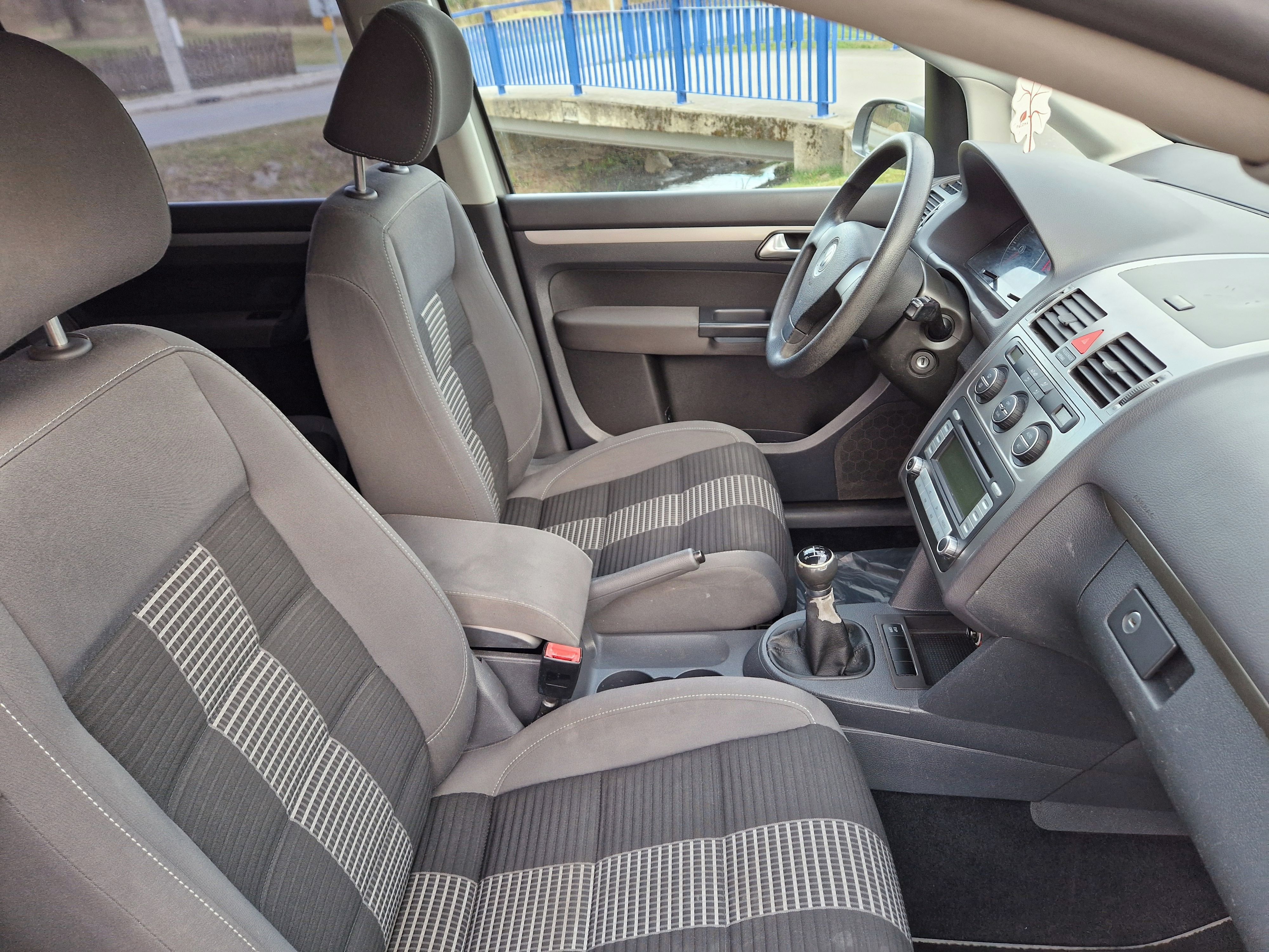 Volkswagen Touran, 1.9 TDI  bez DPF - fotka 4